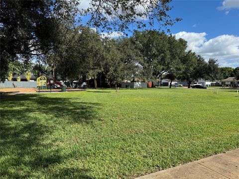 A home in Cooper City