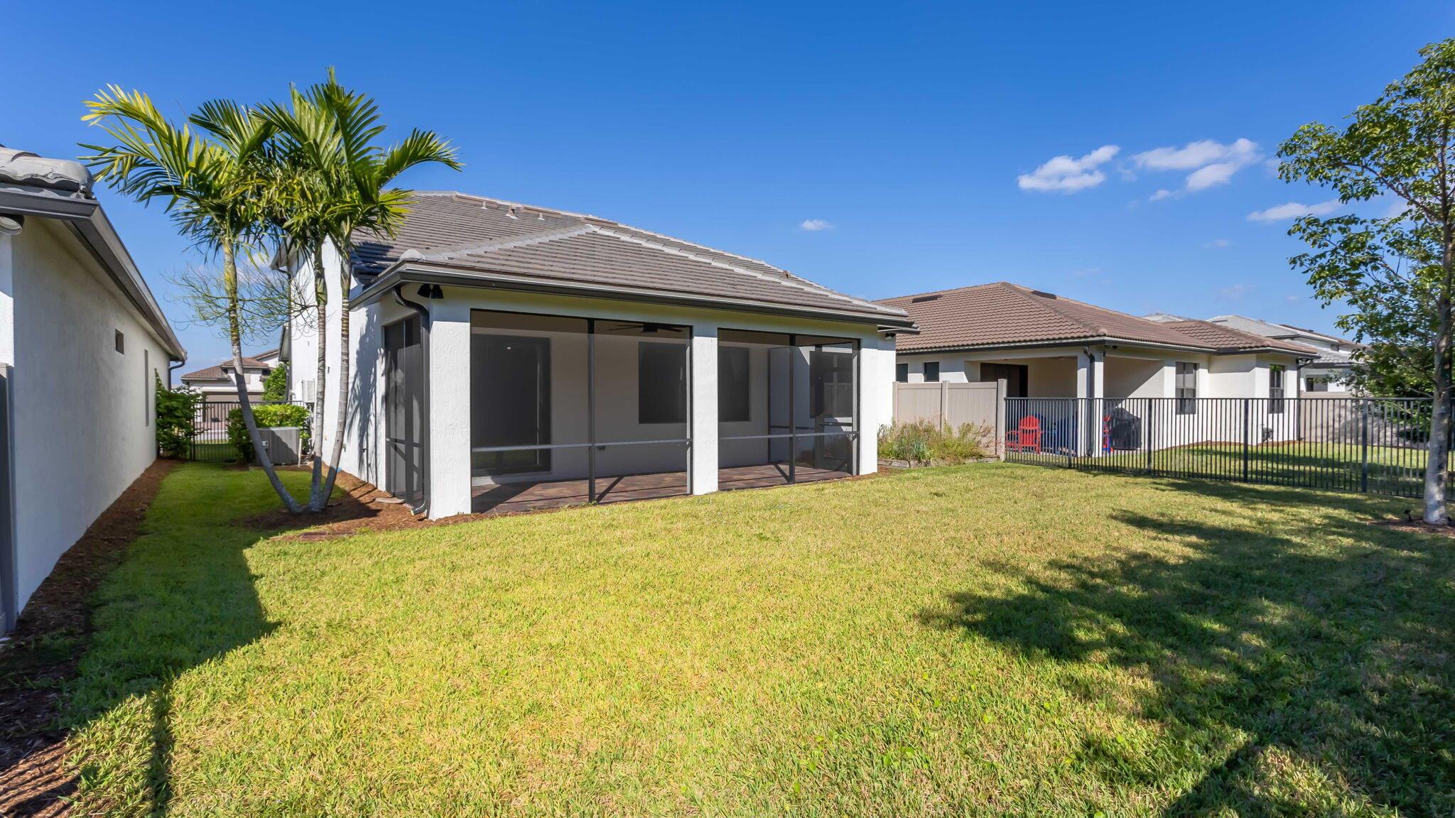 FIELDS AT GULFSTREAM POLO - Residential