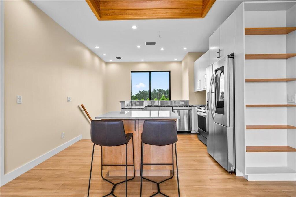 EQUESTRIAN CLUB - Residential