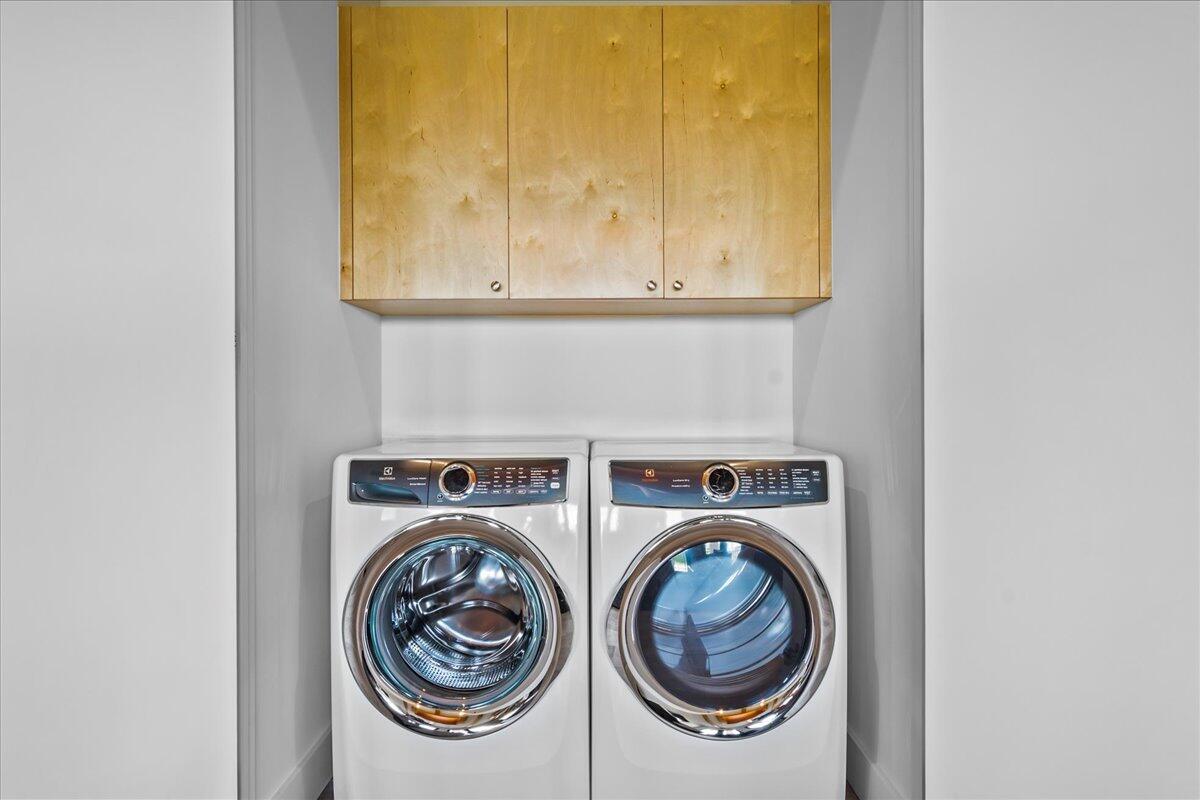 EQUESTRIAN CLUB - Residential