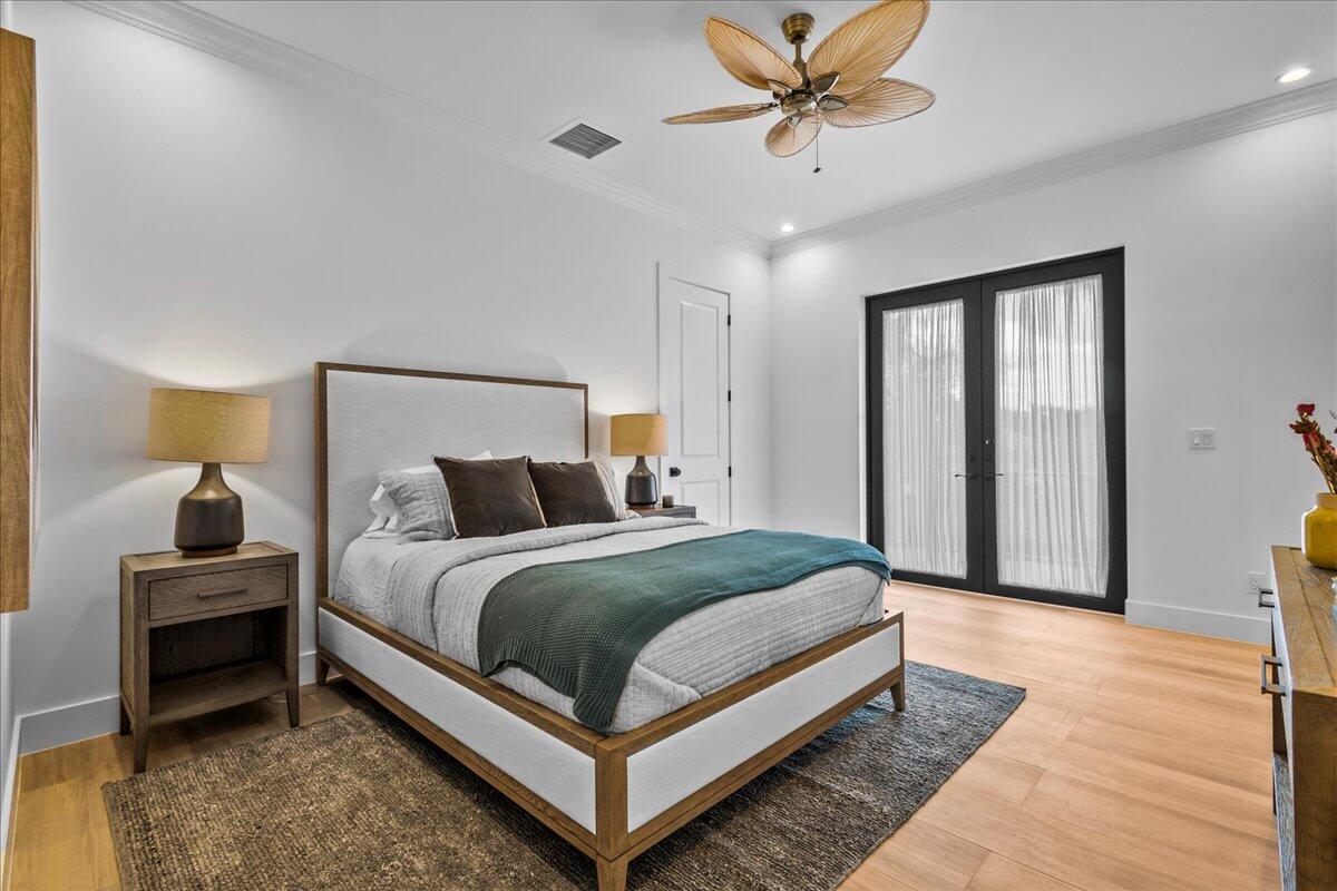 EQUESTRIAN CLUB - Residential