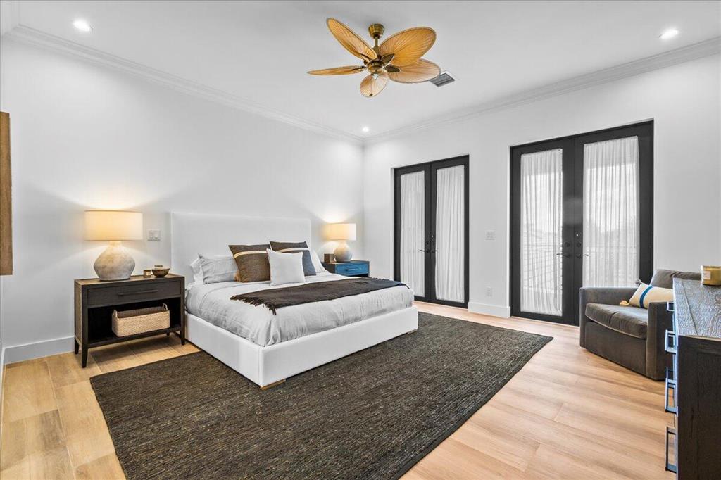 EQUESTRIAN CLUB - Residential