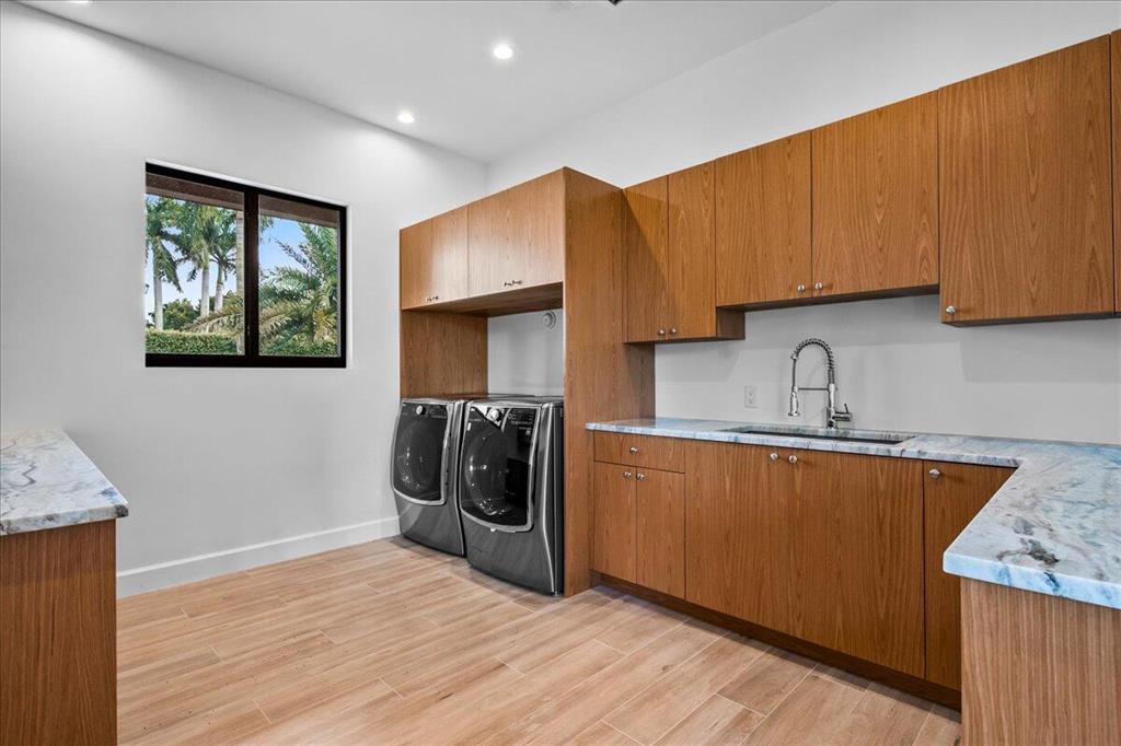 EQUESTRIAN CLUB - Residential