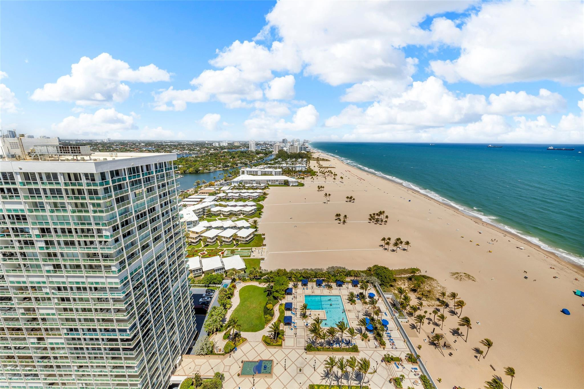 POINT OF AMERICAS PHASE II CONDO - Residential