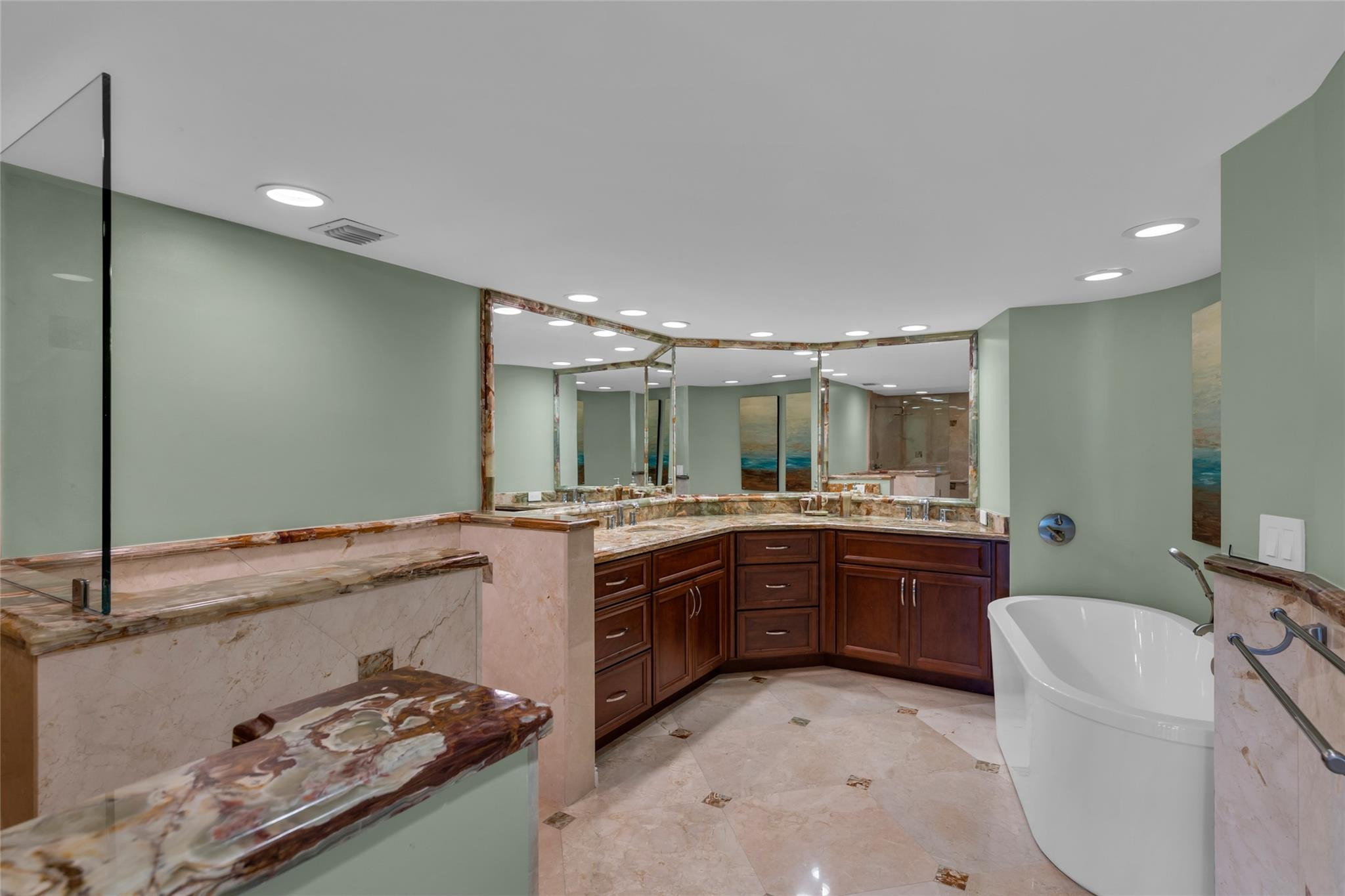POINT OF AMERICAS PHASE II CONDO - Residential
