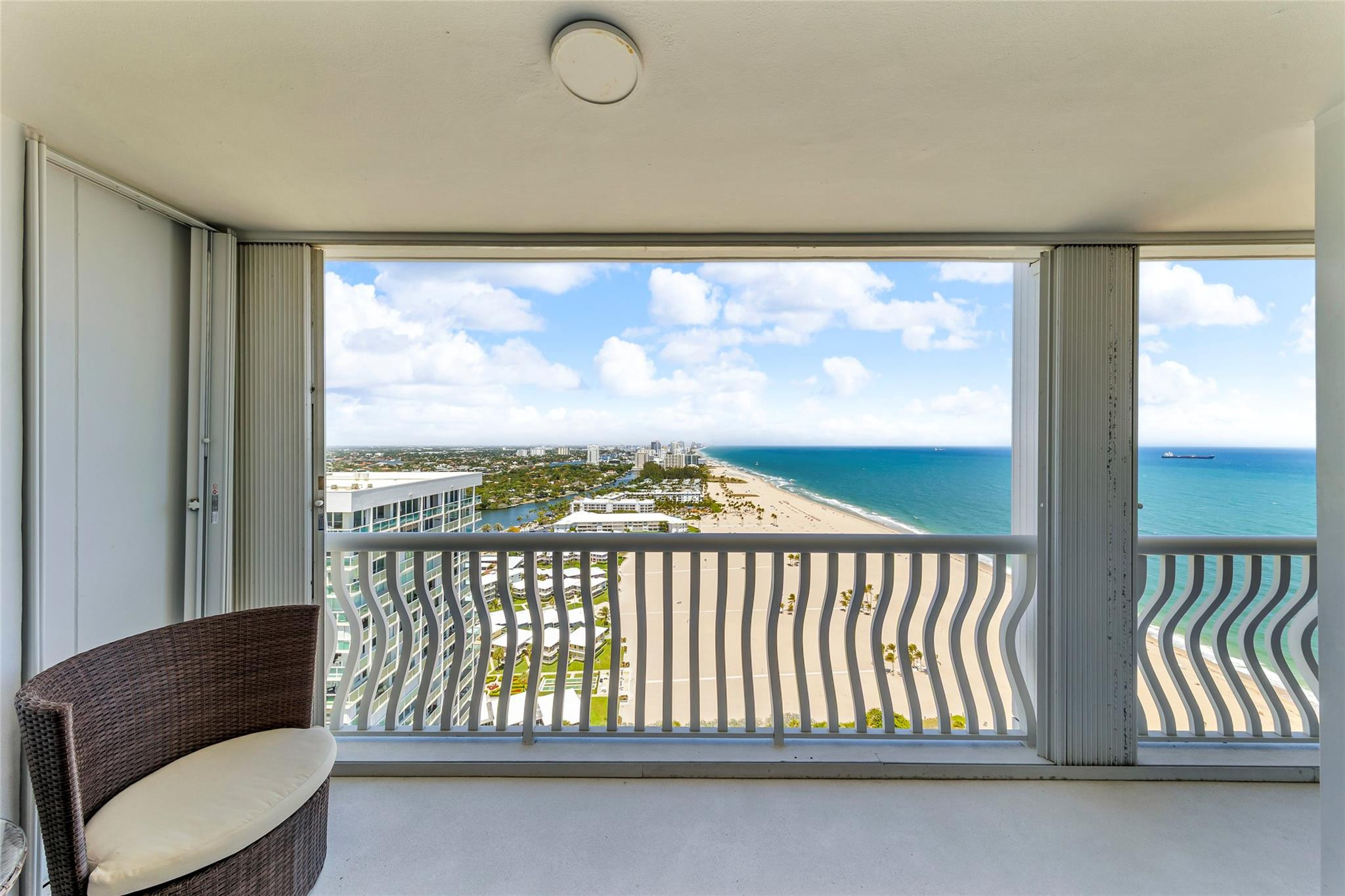 POINT OF AMERICAS PHASE II CONDO - Residential