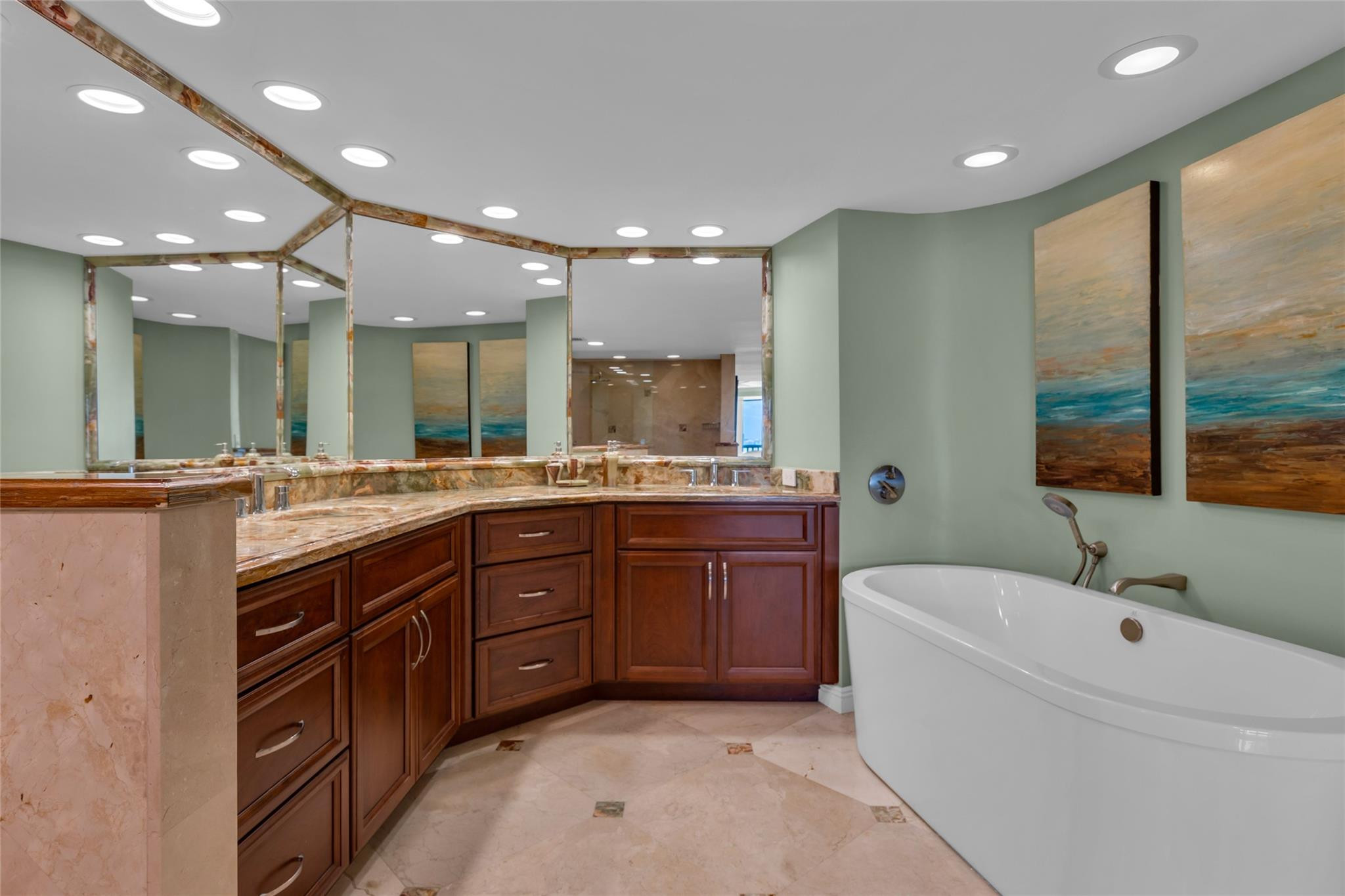 POINT OF AMERICAS PHASE II CONDO - Residential