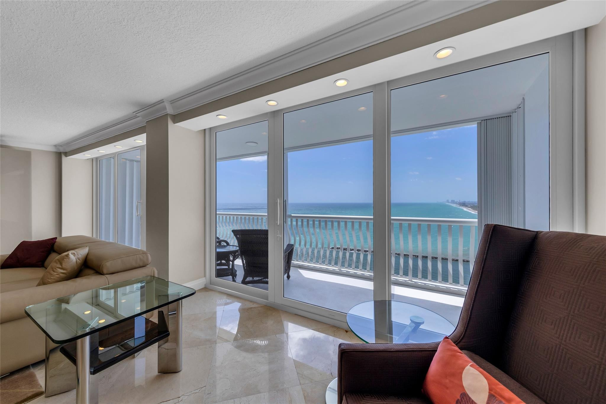 POINT OF AMERICAS PHASE II CONDO - Residential