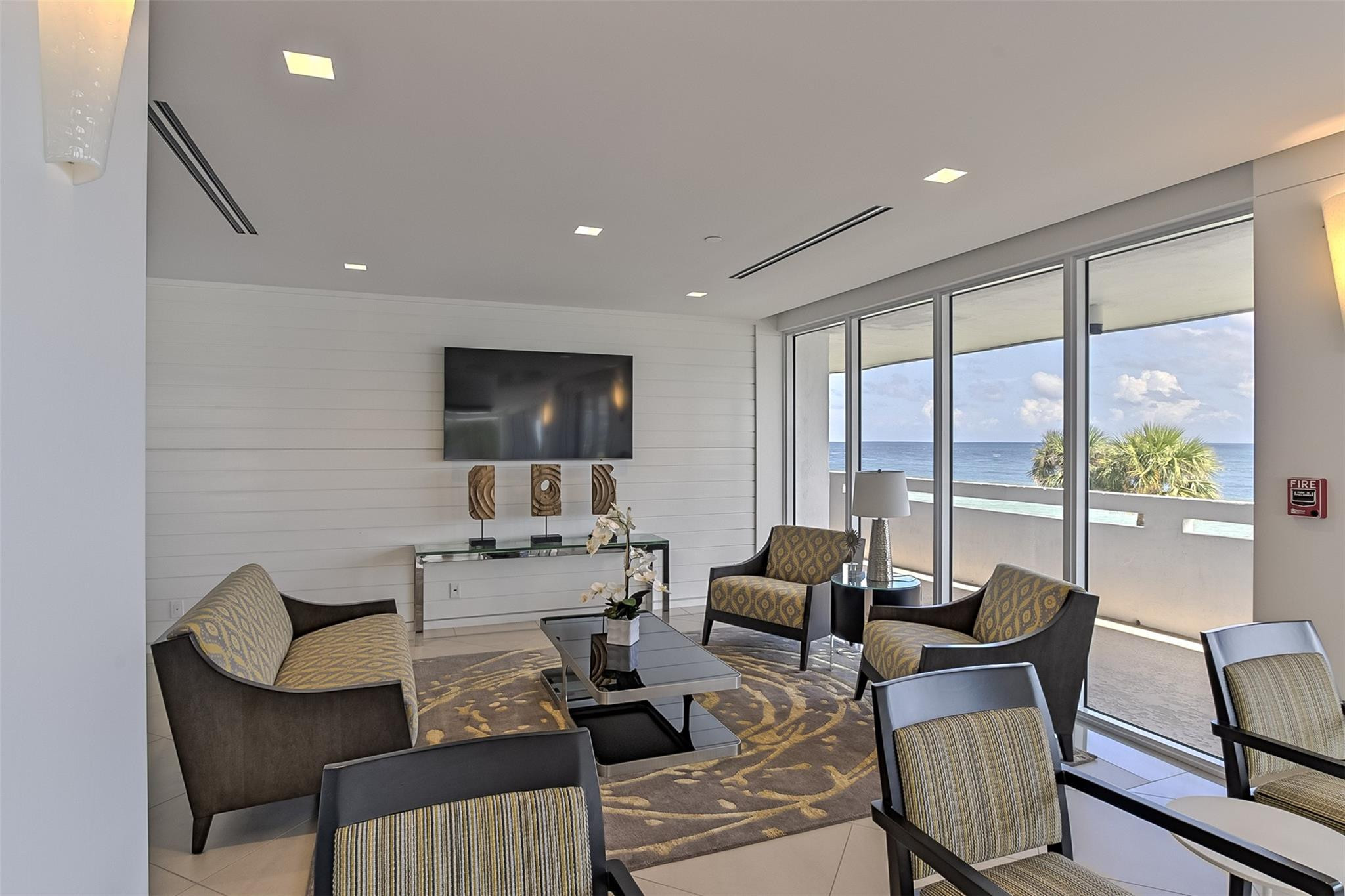 POINT OF AMERICAS PHASE II CONDO - Residential