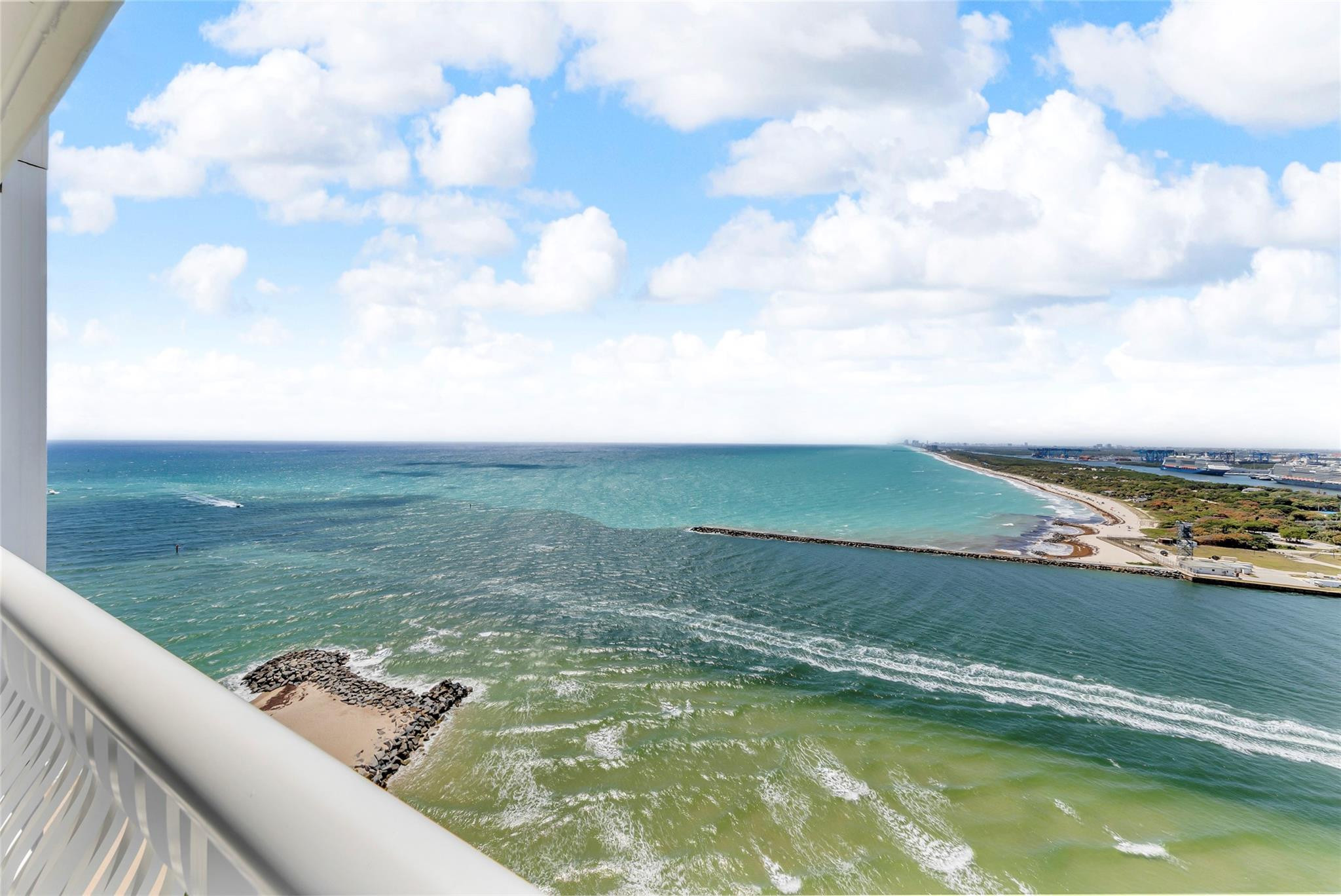 POINT OF AMERICAS PHASE II CONDO - Residential