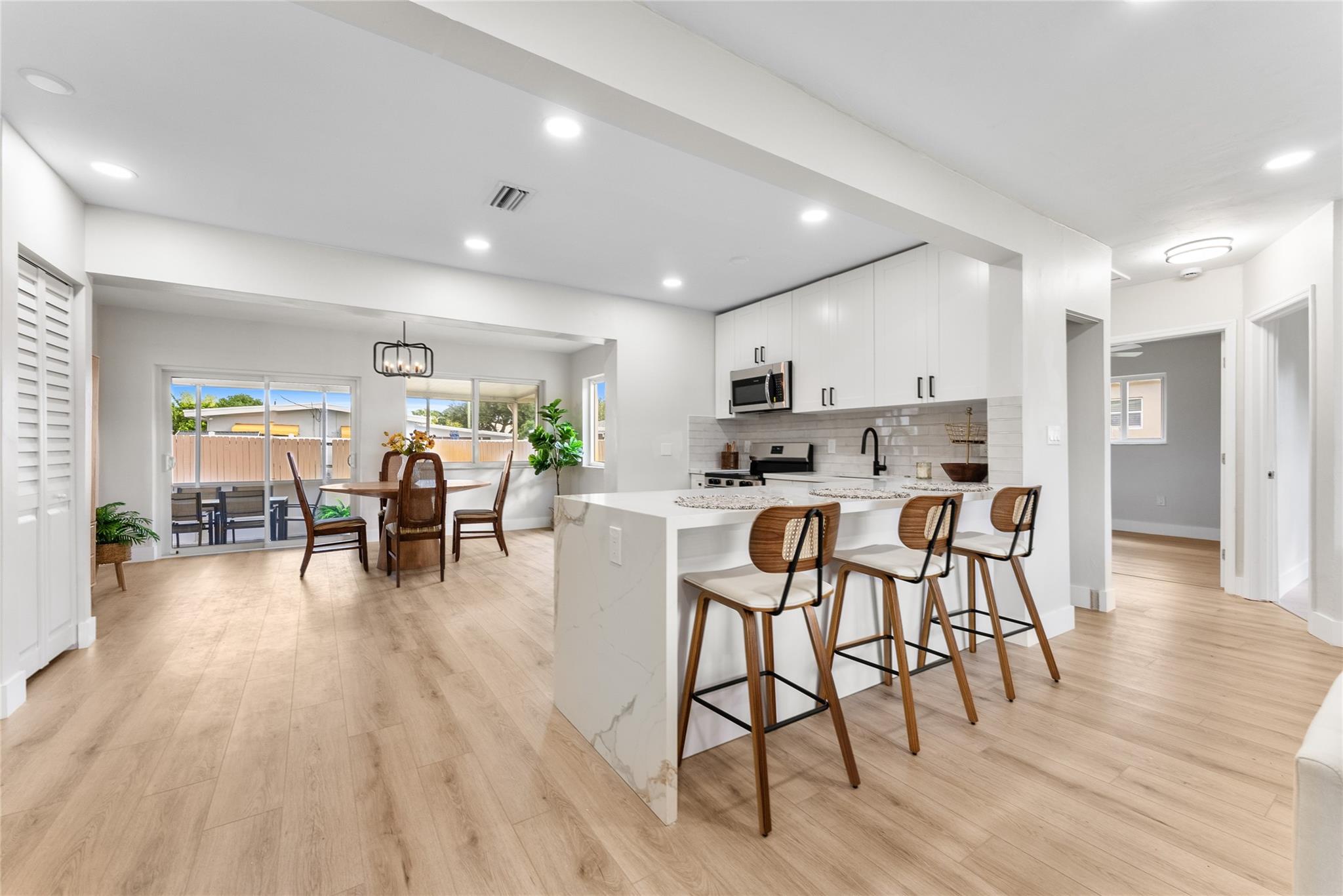 Pembroke Pines 3 39-27 B - Residential