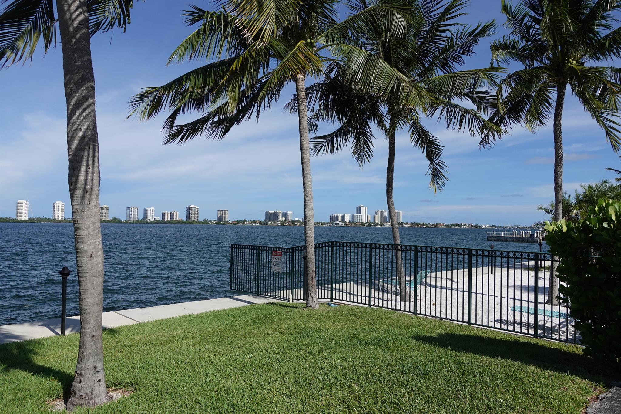 BAY REACH CONDO - Residential