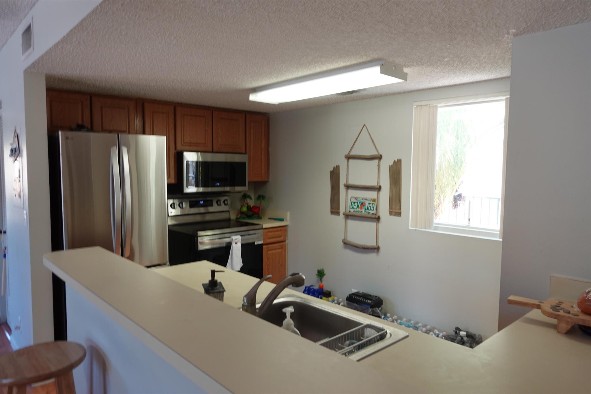 BAY REACH CONDO - Residential