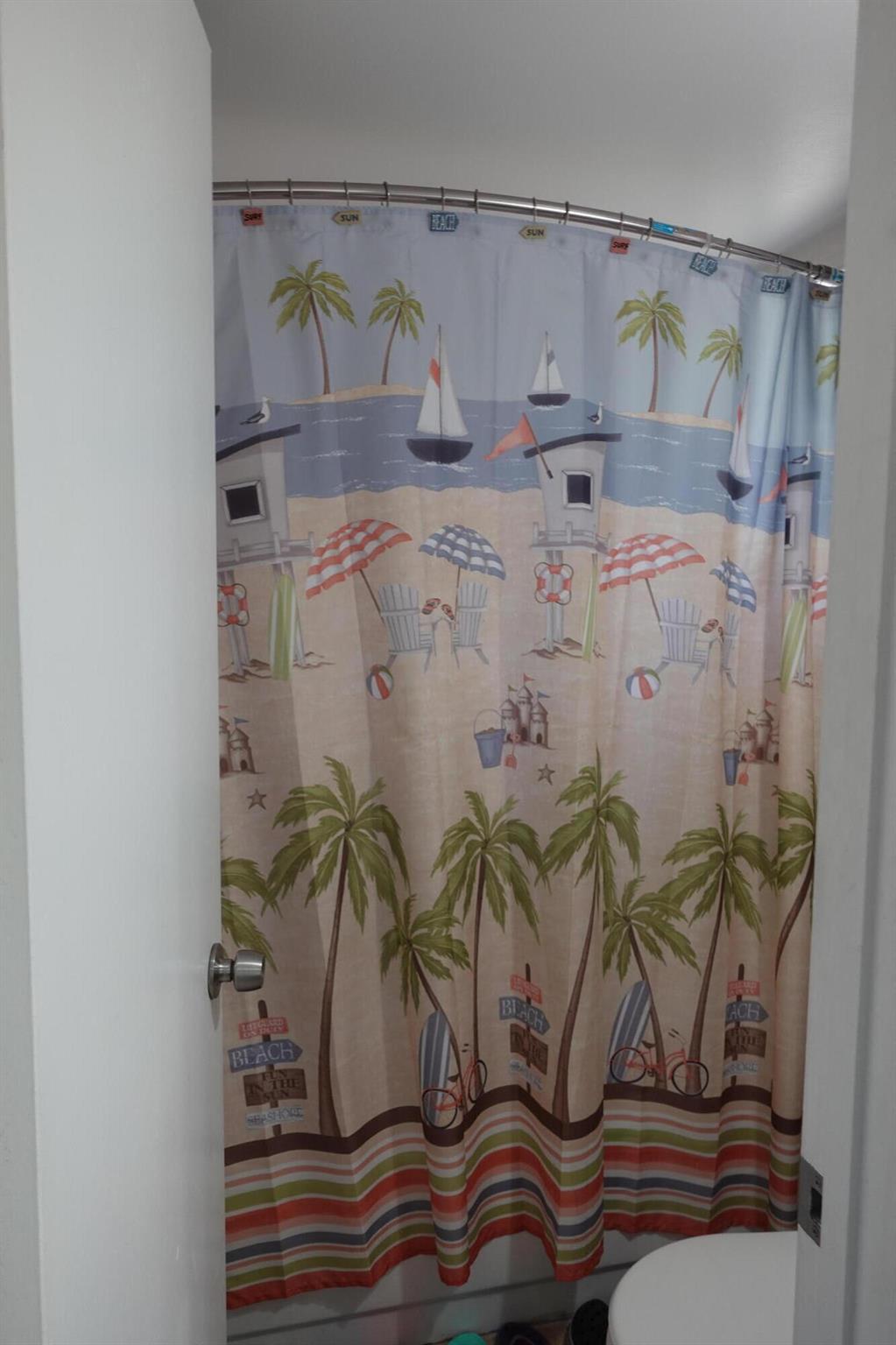 BAY REACH CONDO - Residential