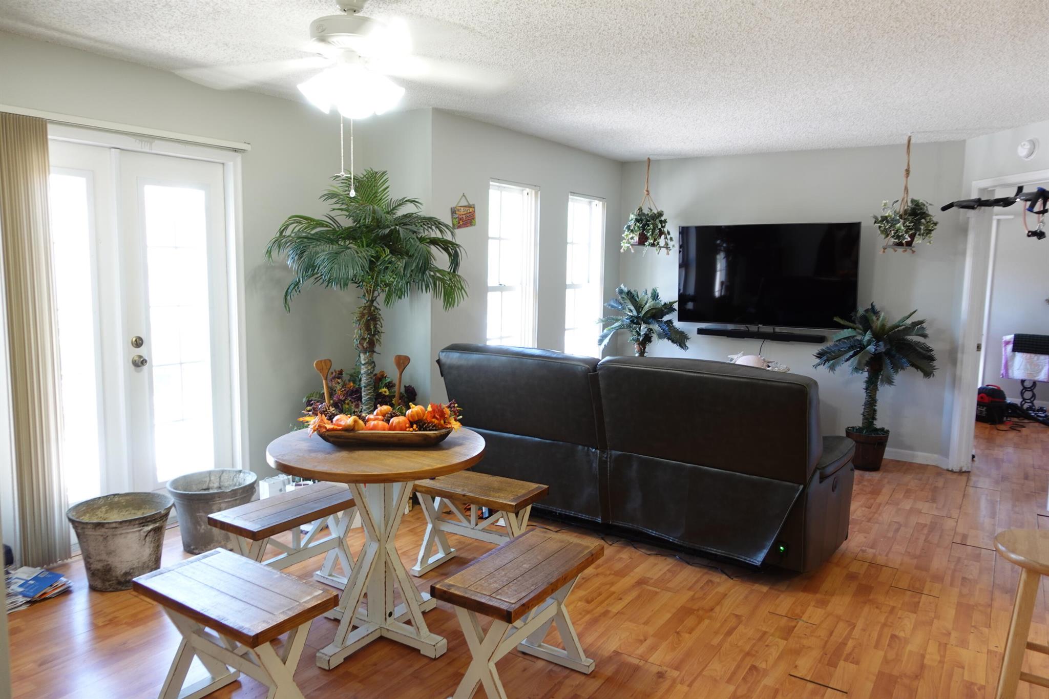 BAY REACH CONDO - Residential