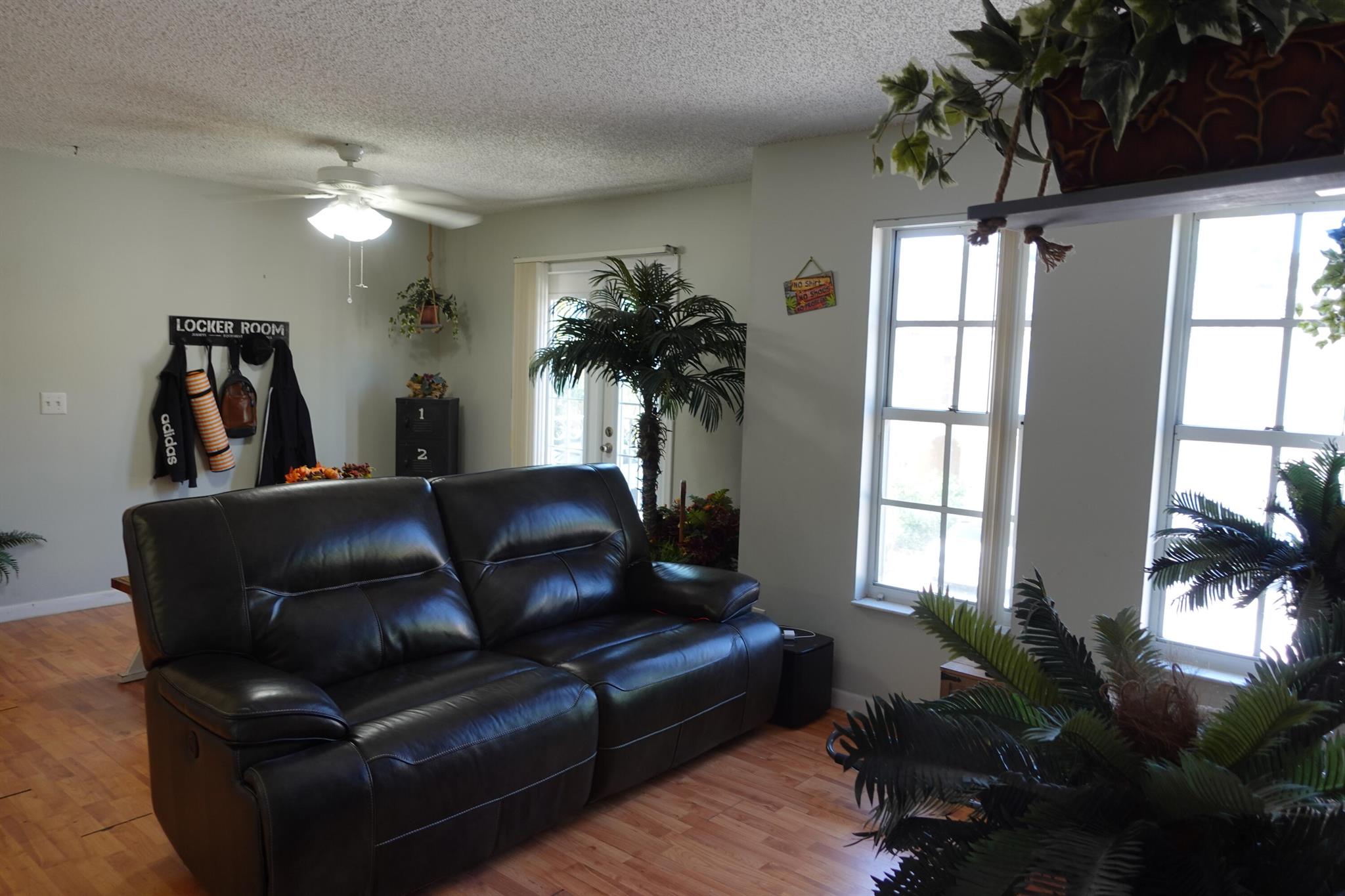 BAY REACH CONDO - Residential