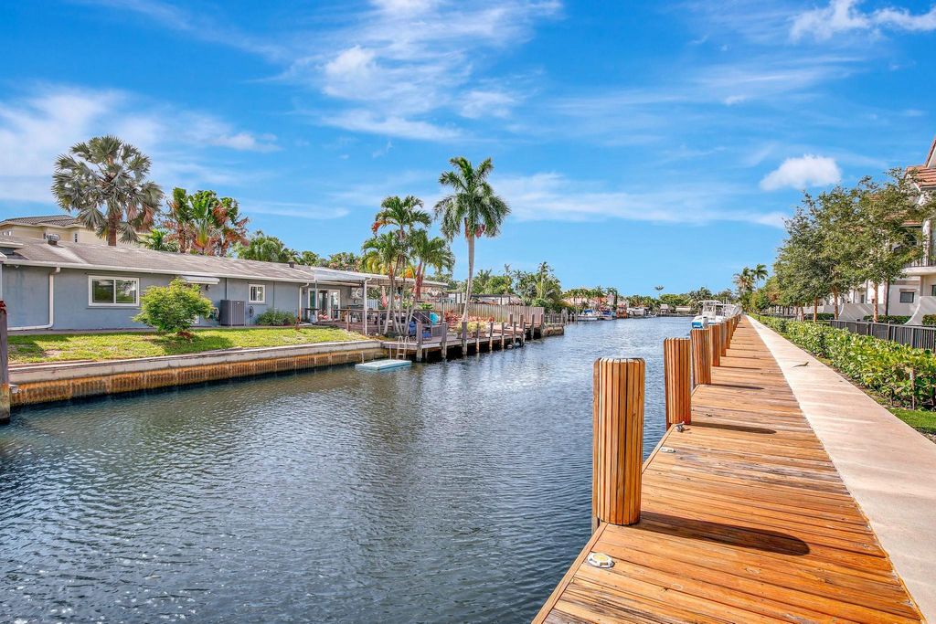 Photo of 4444 E Aqua Bella Lane, Dania Beach, FL 33312 (MLS # F10509258)