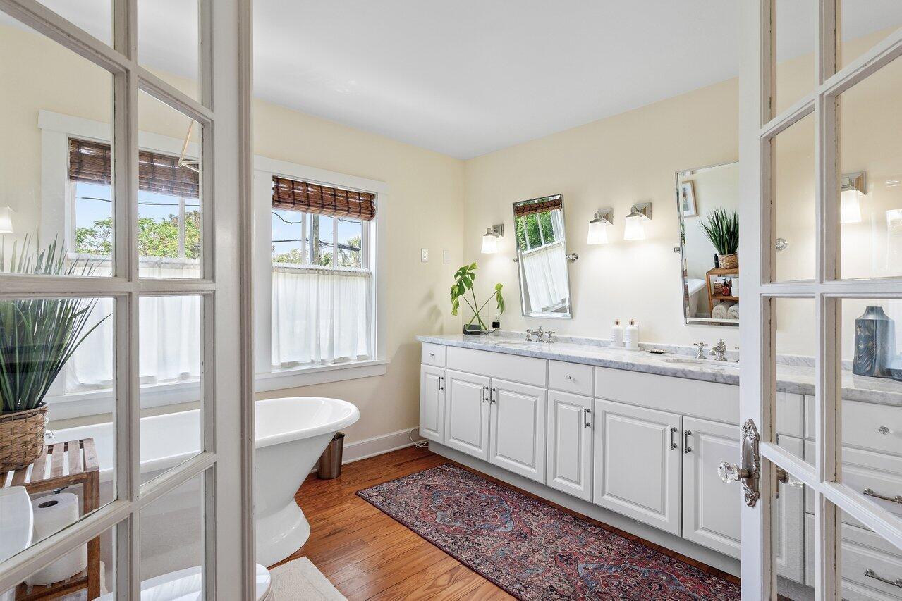 FLAMINGO PARK - Residential