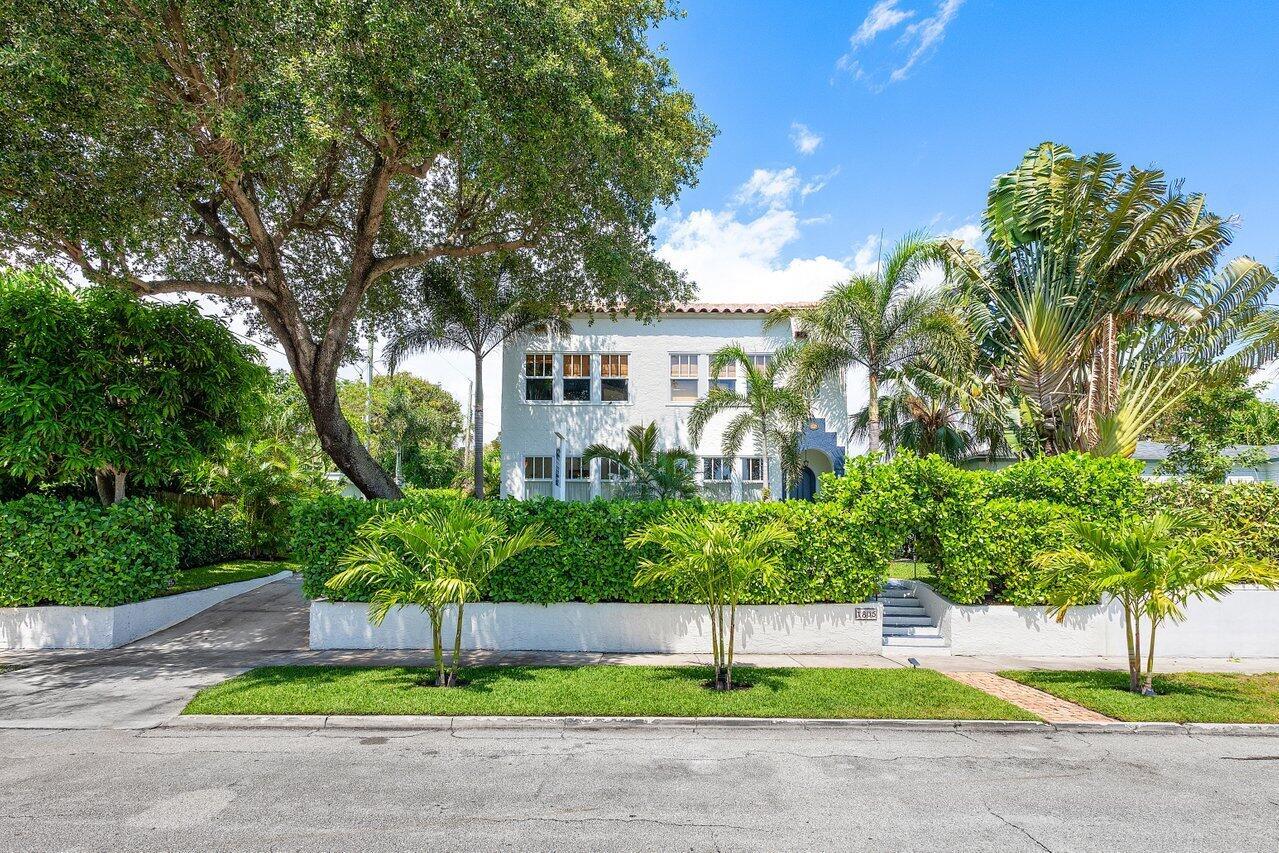 FLAMINGO PARK - Residential