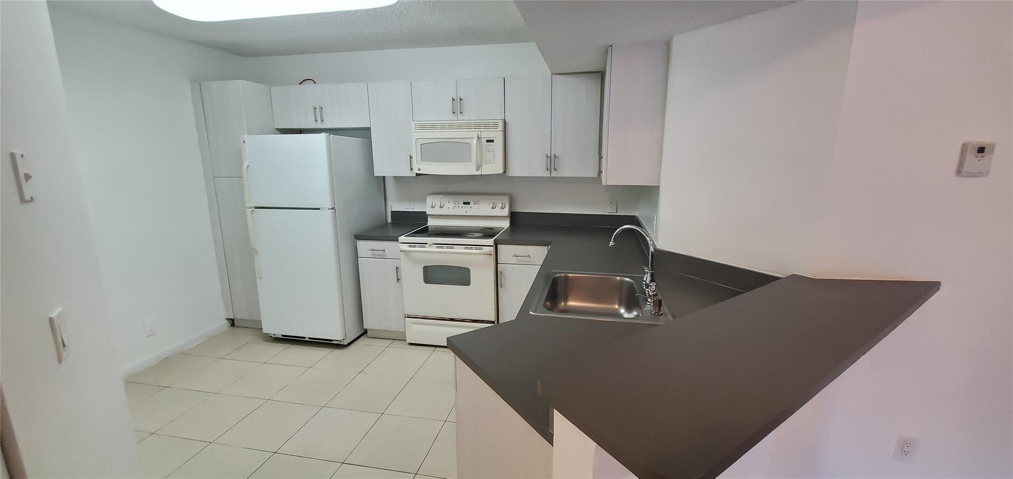 8781 Wiles Rd 104