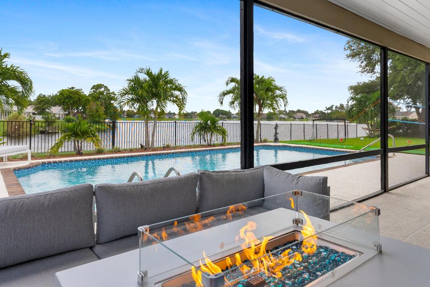 Welcome to our astonishing 3-bedroom, 2-bathroom estate with a stunning pool, located in the family-friendly town of Wellington. Our property offers a perfect blend of comfort and convenience, just 15 minutes from the White Sand Beaches. You'll also find the Aqua Park, outlet shops, museums, theaters, and conference halls all within a short drive. Enjoy a relaxing stay with easy access to local attractions, restaurants making it an ideal choice for families to rent this house.