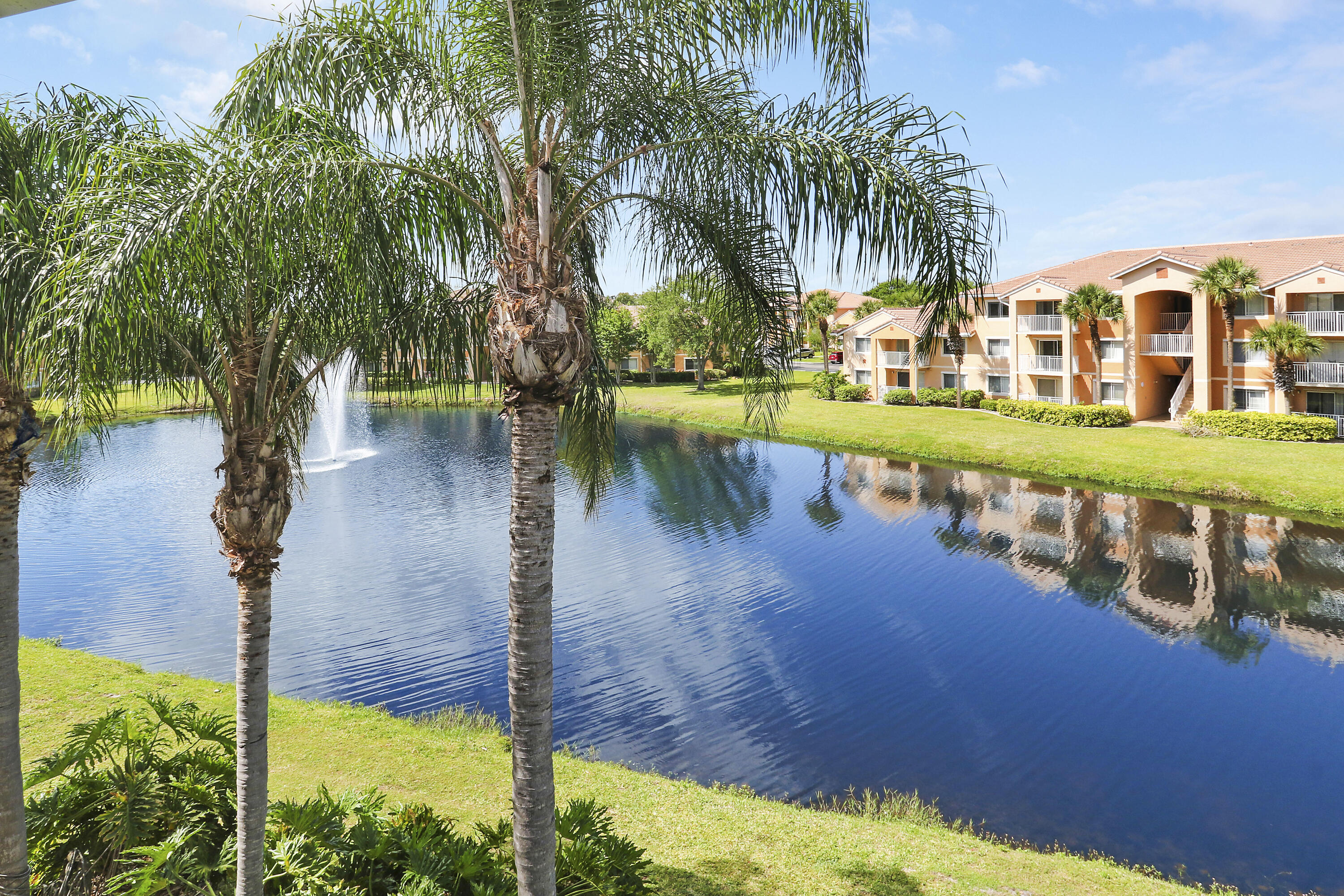 THE CLUB AT ST LUCIE WEST, A CONDOMINIUM - Residential
