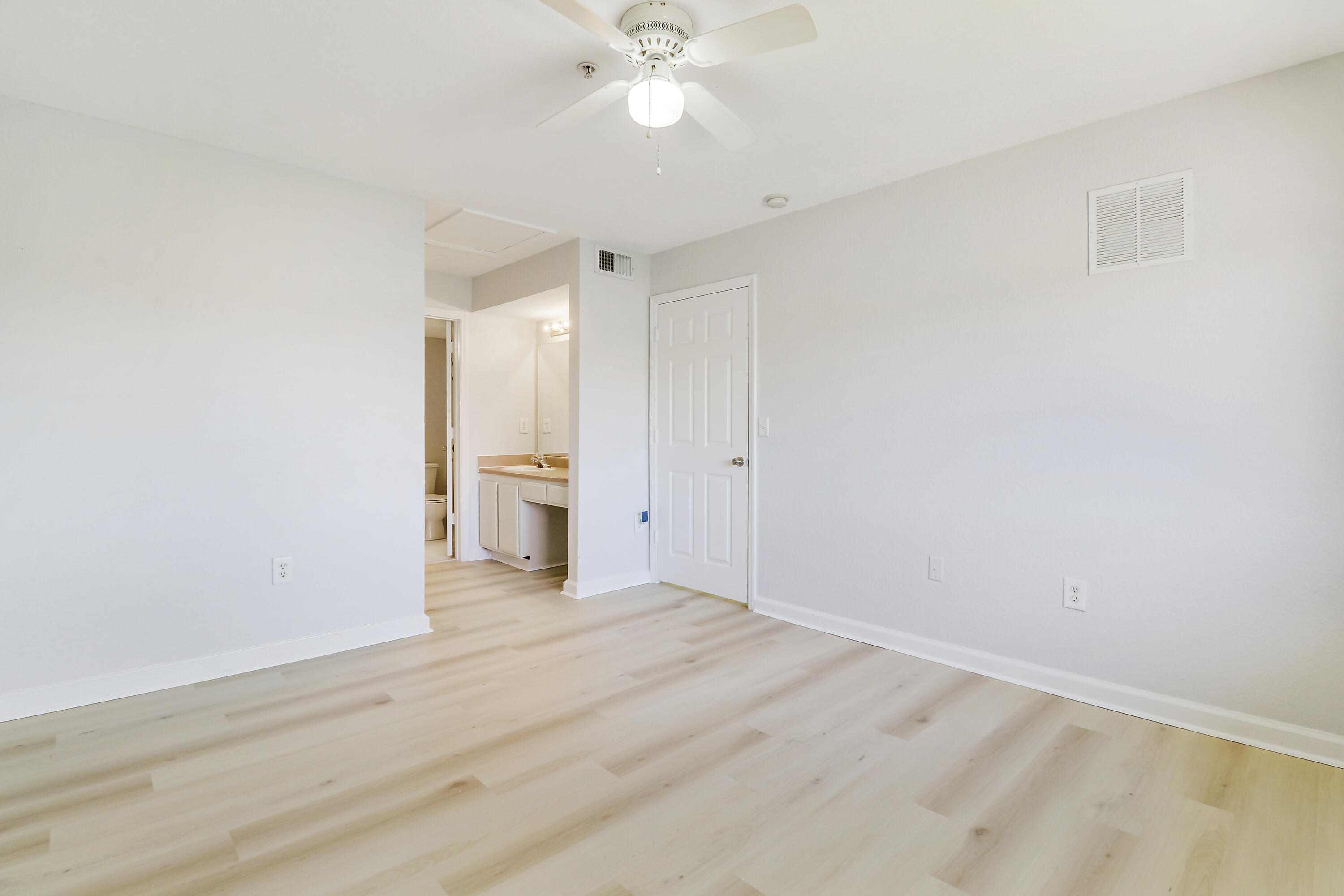 THE CLUB AT ST LUCIE WEST, A CONDOMINIUM - Residential