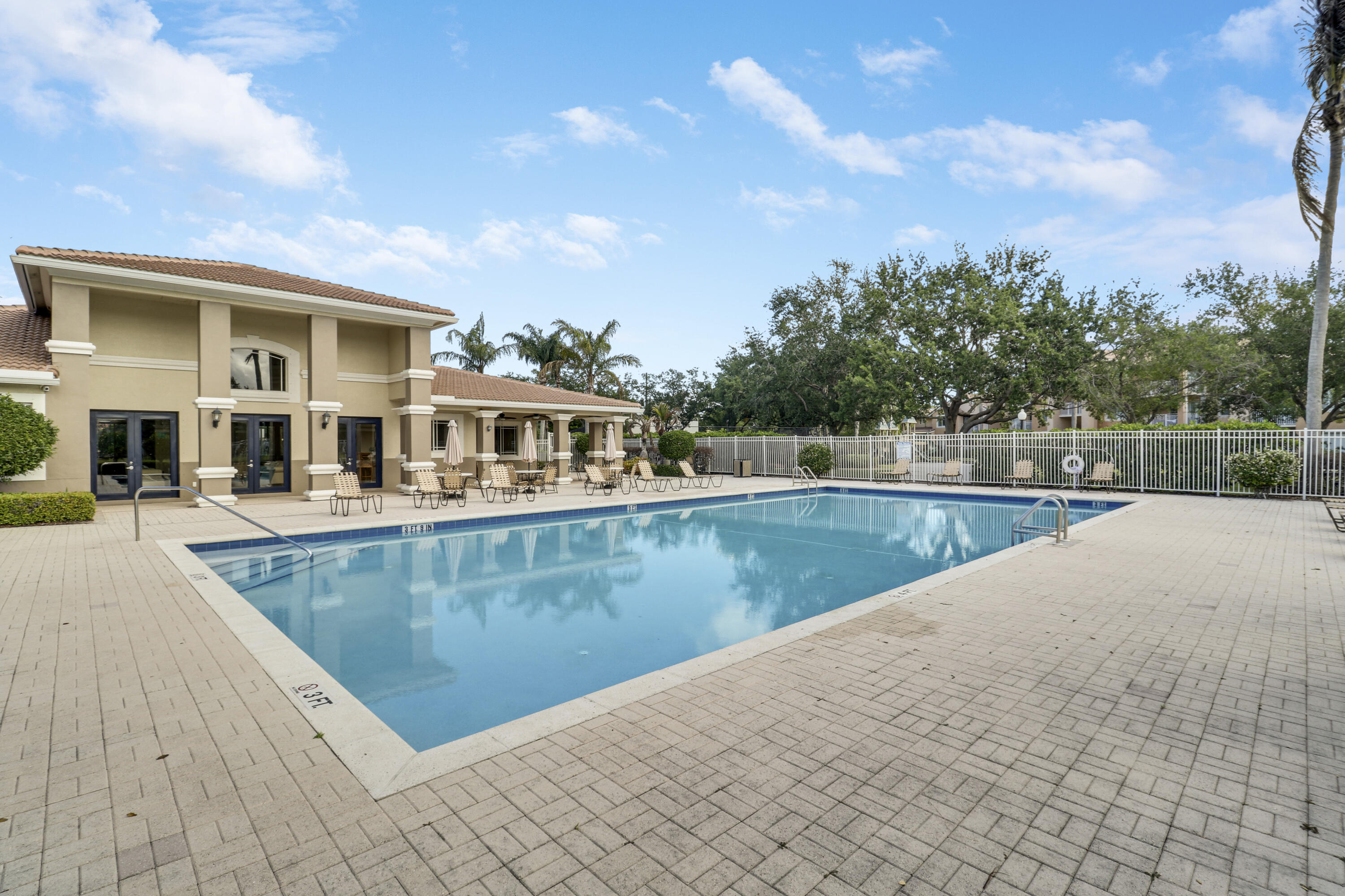 THE CLUB AT ST LUCIE WEST, A CONDOMINIUM - Residential