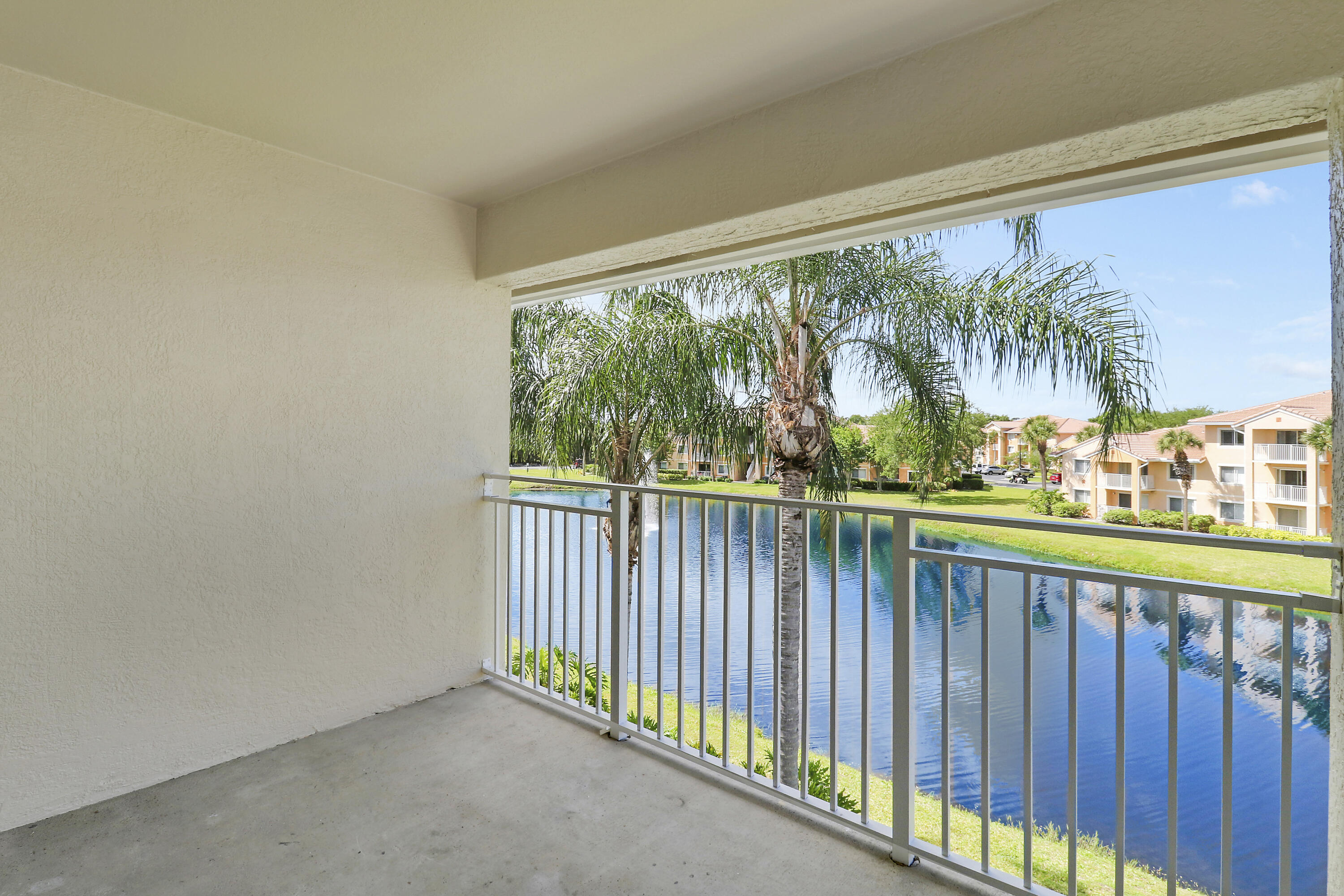 THE CLUB AT ST LUCIE WEST, A CONDOMINIUM - Residential