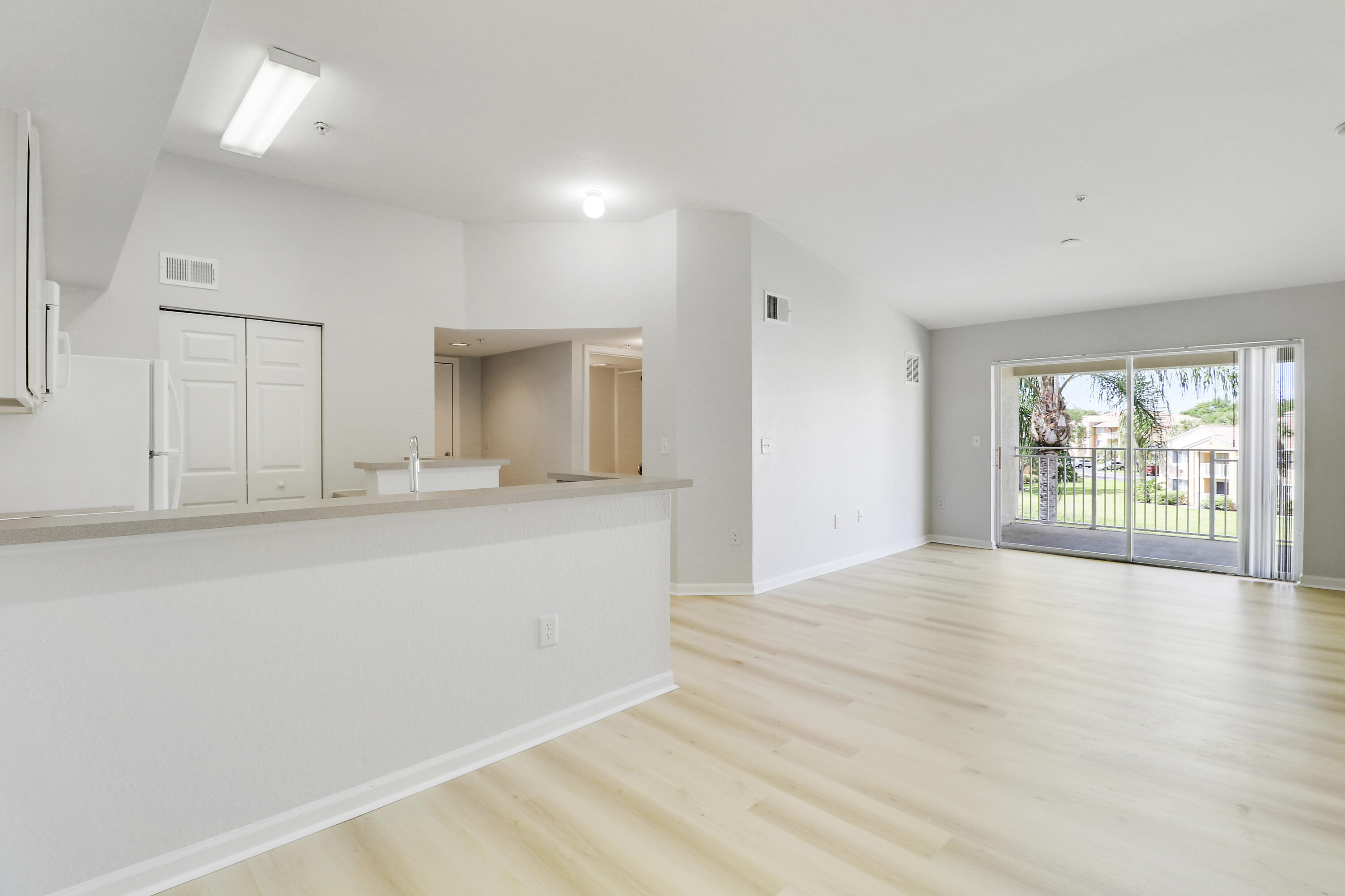 THE CLUB AT ST LUCIE WEST, A CONDOMINIUM - Residential