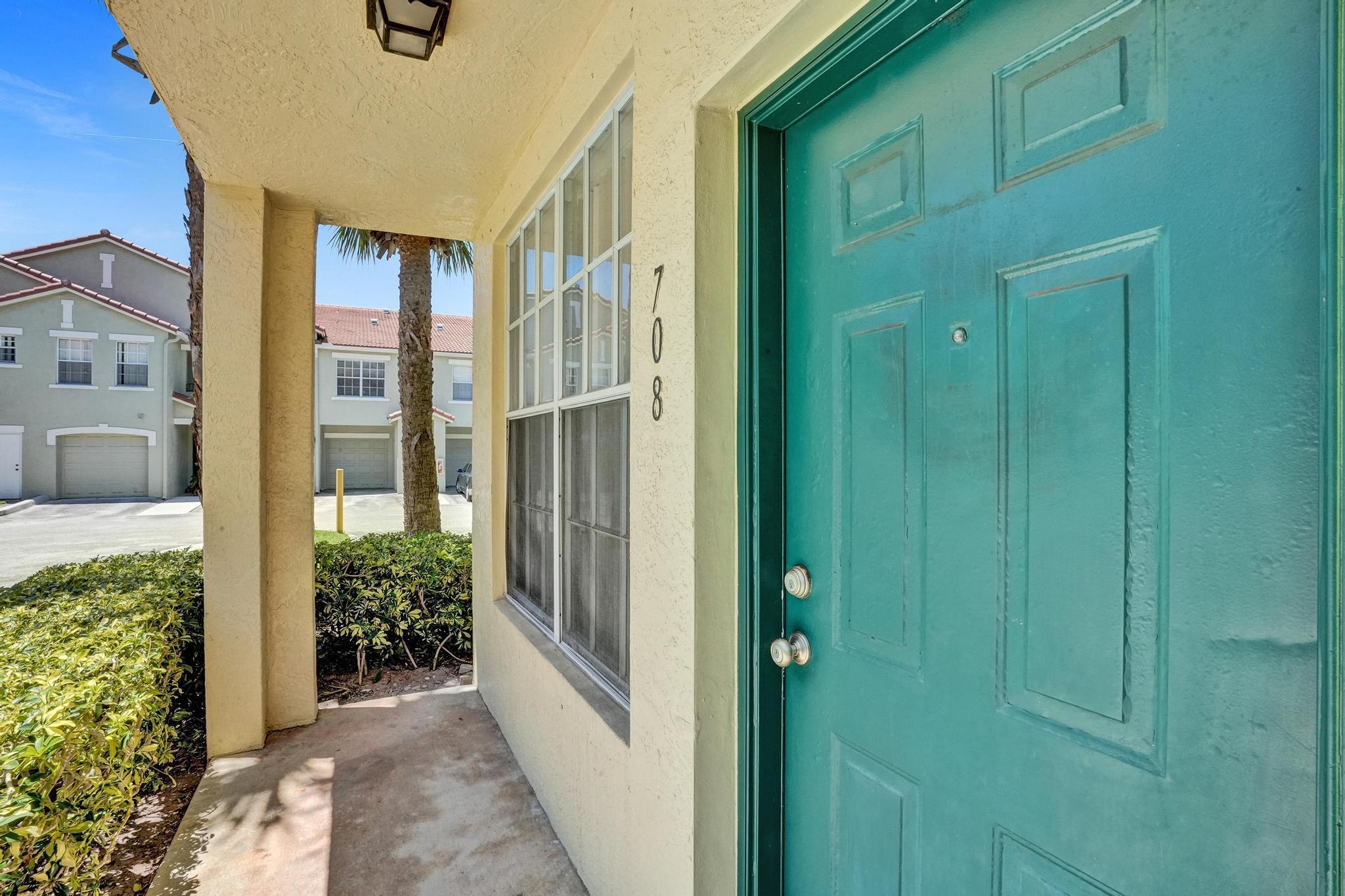 RESIDENCES OF BELMONT AT BOYNTON BEACH CONDO - Residential