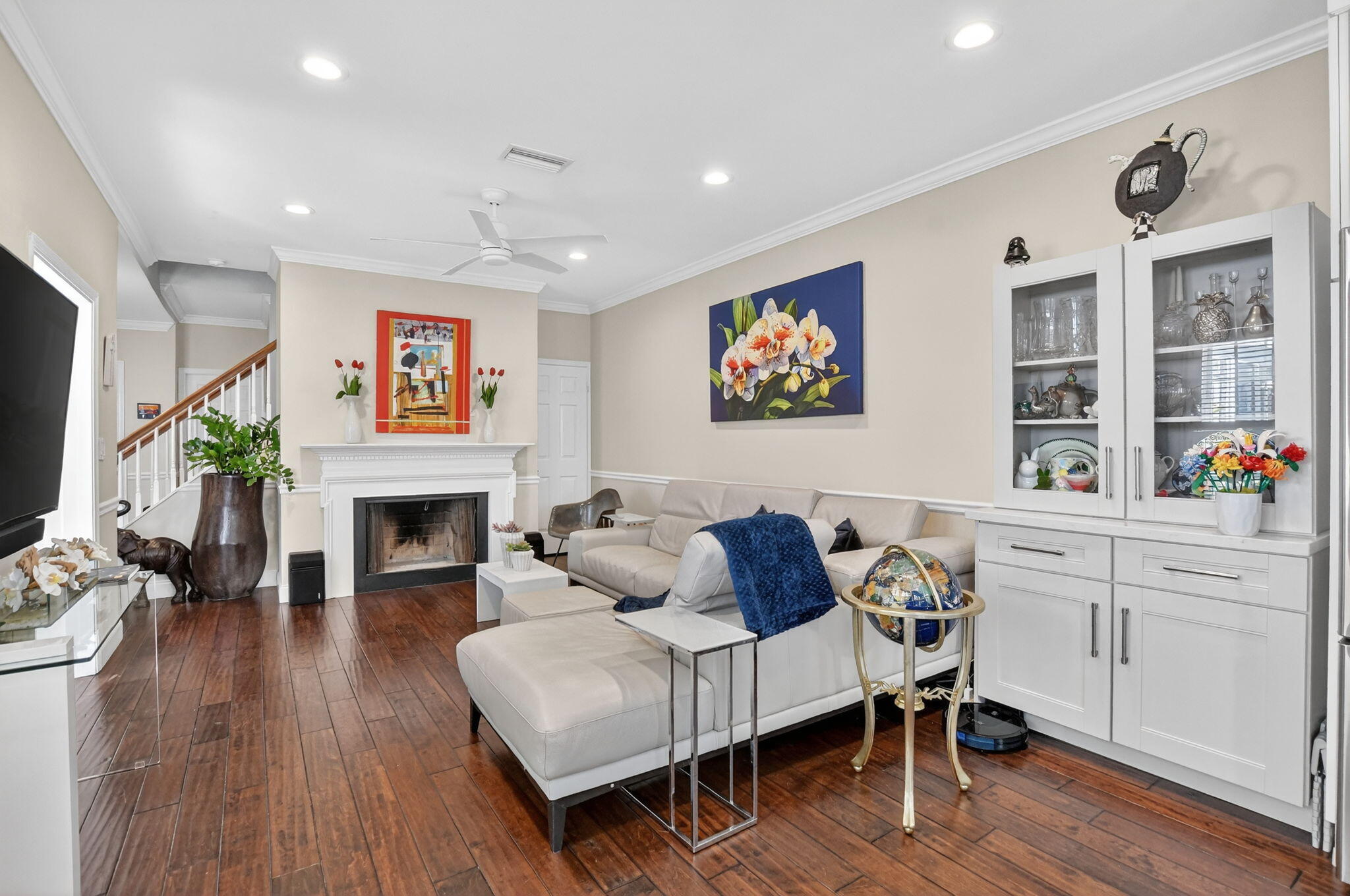 CHARLESTON PLACE - Residential