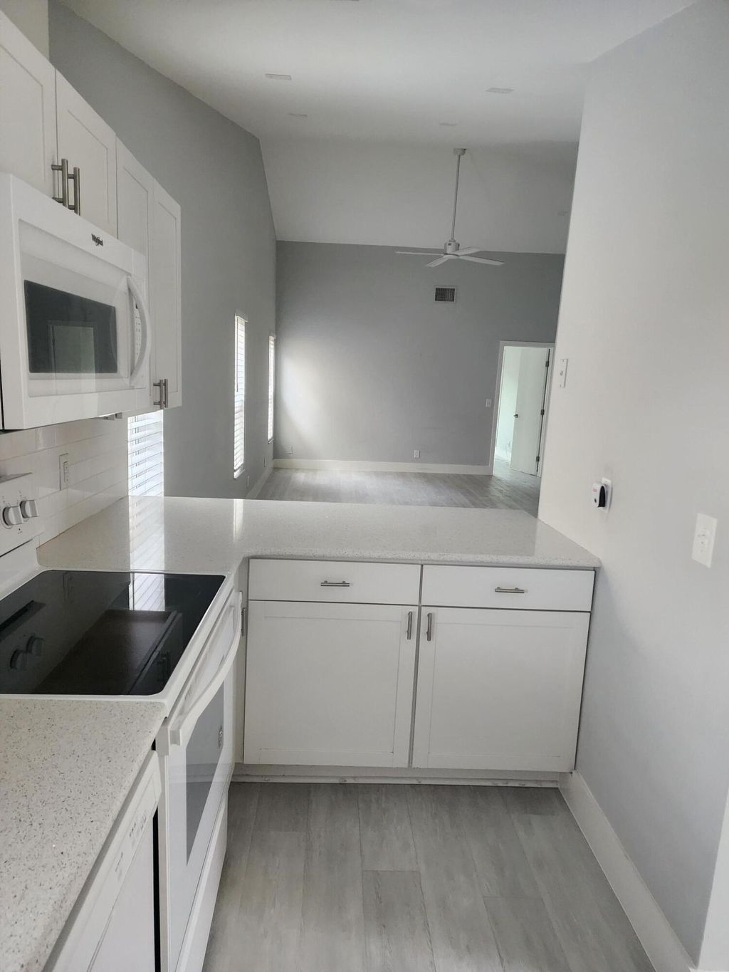 Photo of 8933 SE Hobe Ridge Avenue, Hobe Sound, FL 33455 (MLS # B26005608)