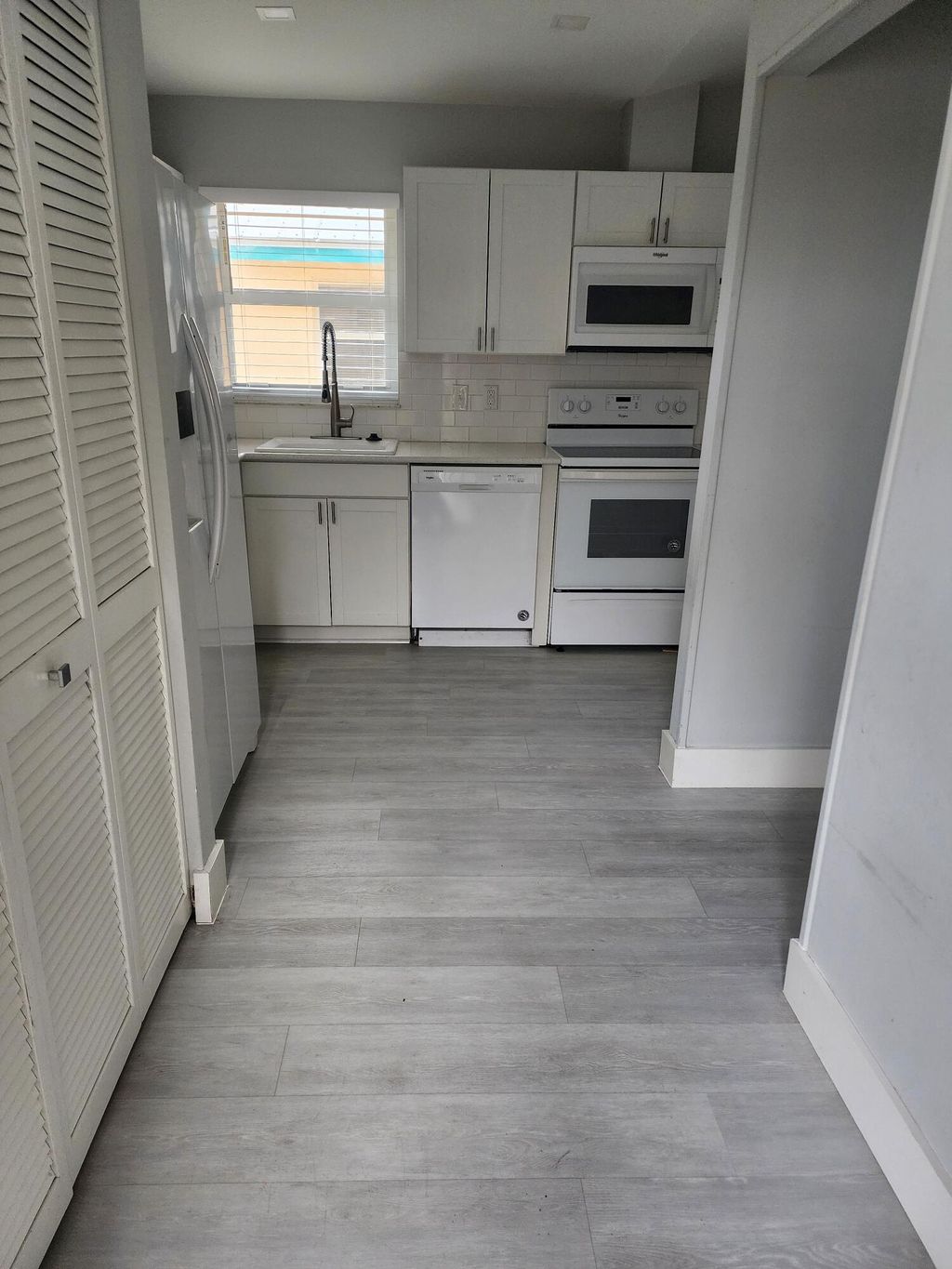 Photo of 8933 SE Hobe Ridge Avenue, Hobe Sound, FL 33455 (MLS # B26005608)