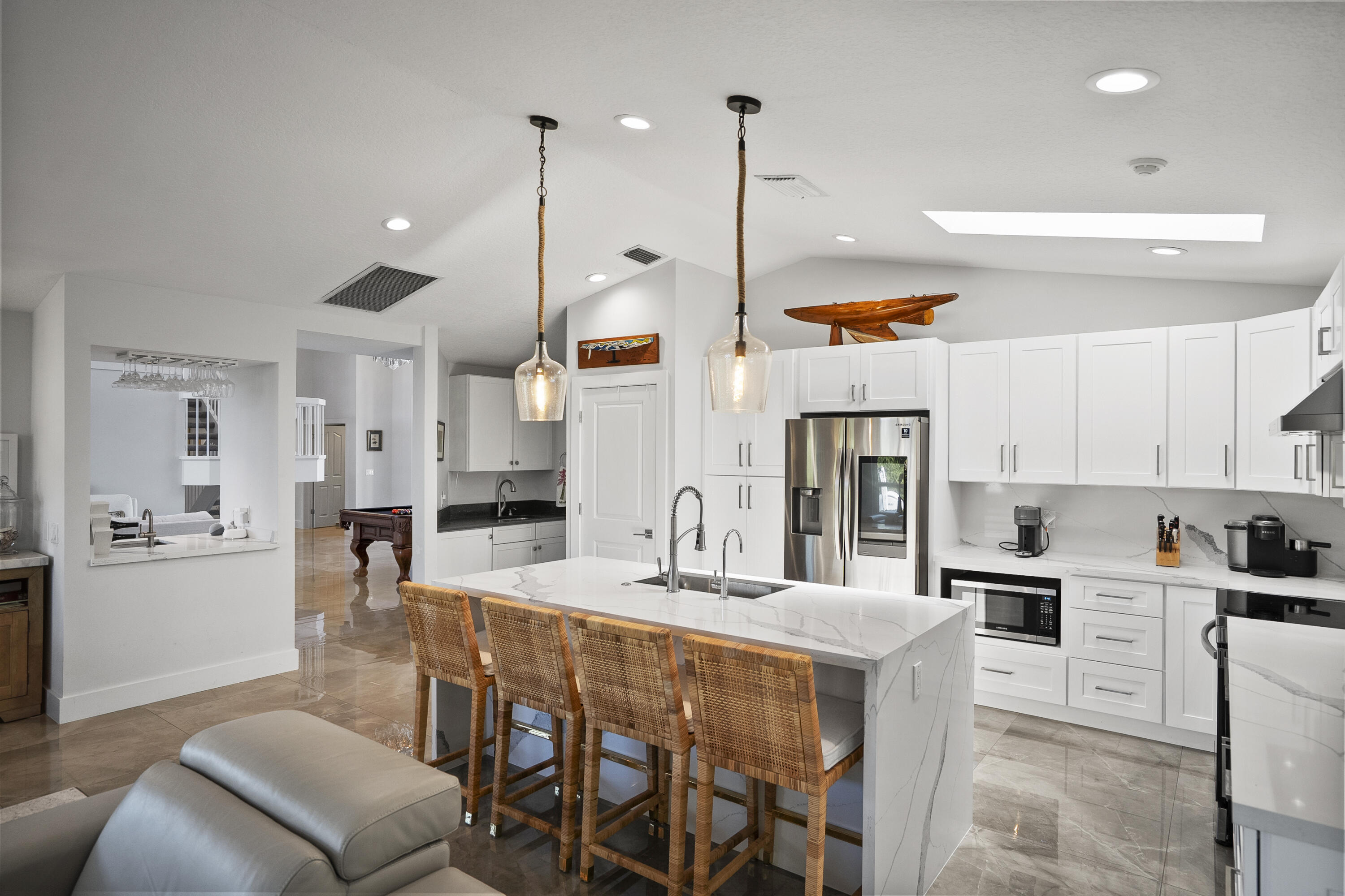 NORTH HOBE SOUND SHORES - Residential