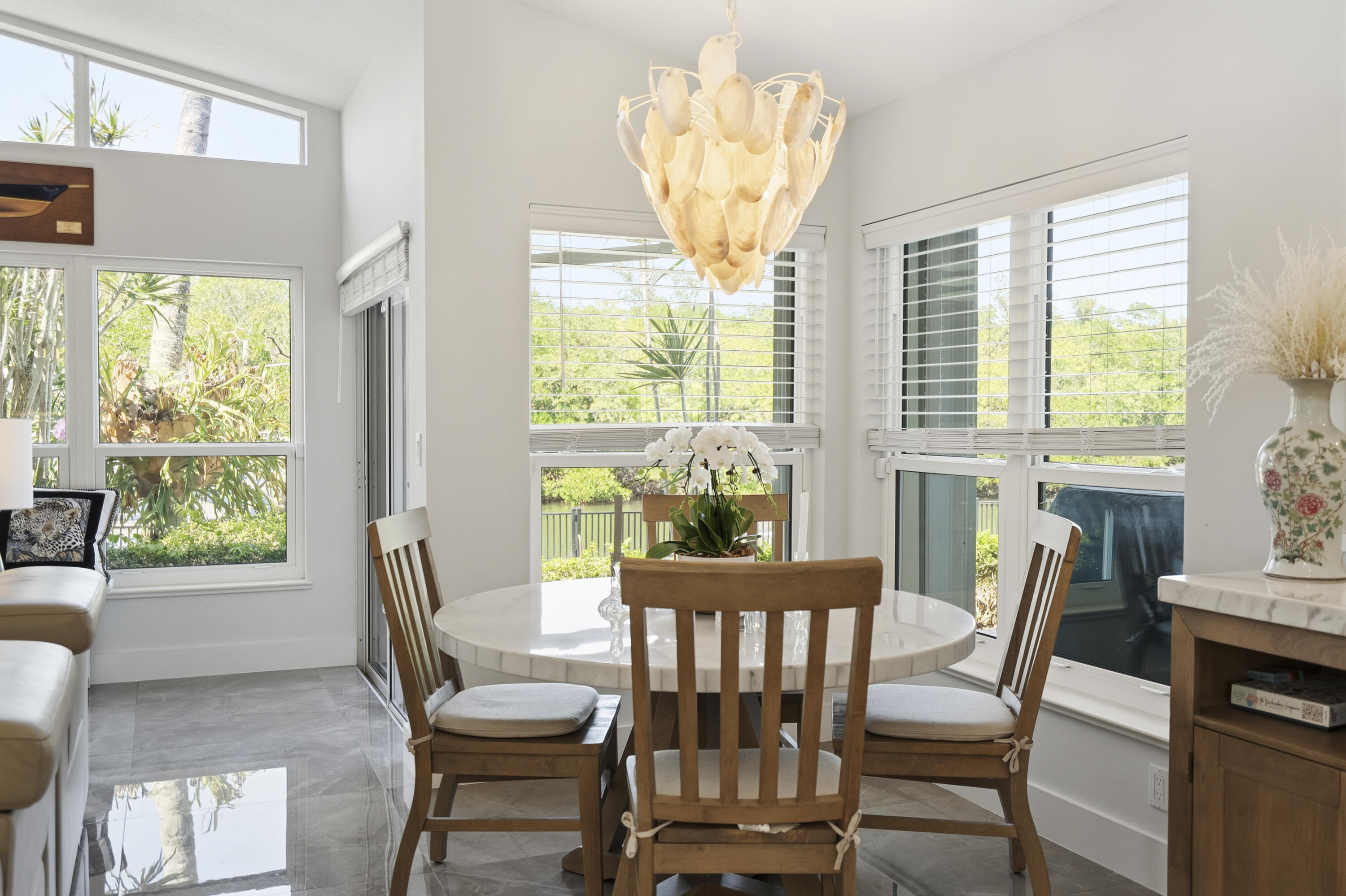 NORTH HOBE SOUND SHORES - Residential