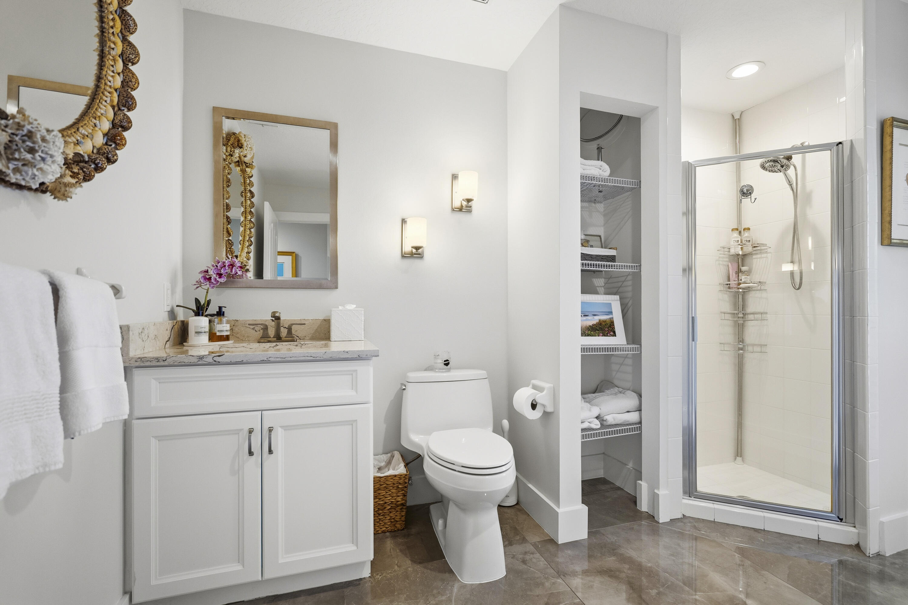 NORTH HOBE SOUND SHORES - Residential