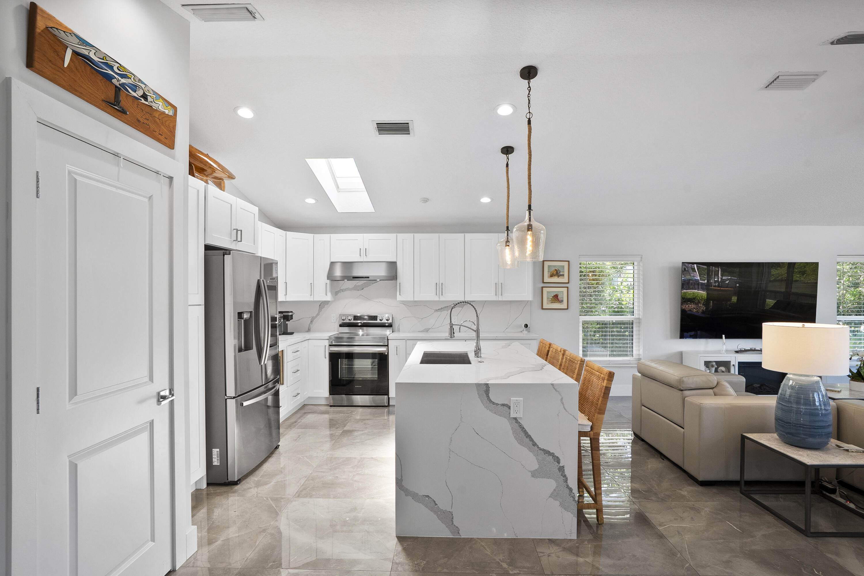 NORTH HOBE SOUND SHORES - Residential