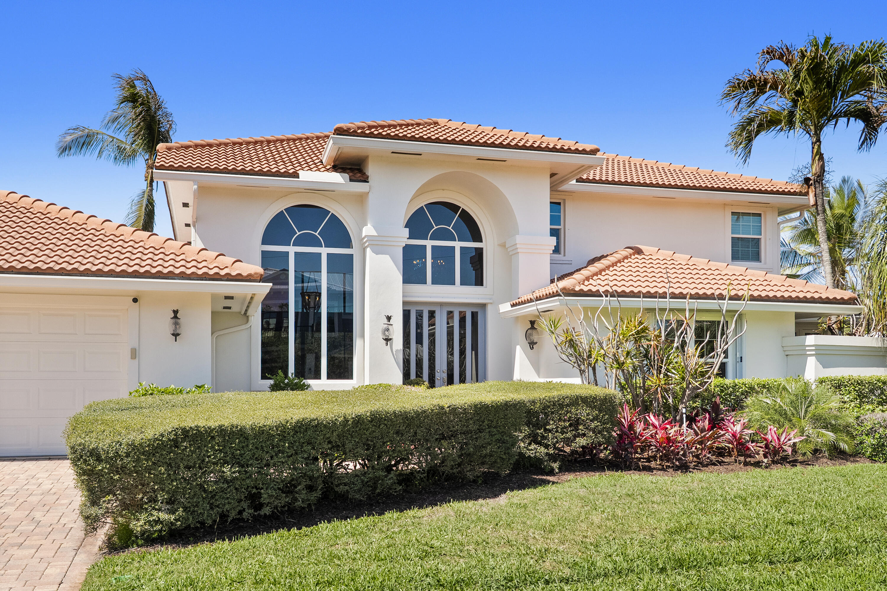 NORTH HOBE SOUND SHORES - Residential