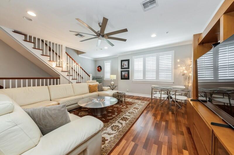 MALLORY SQUARE - Residential