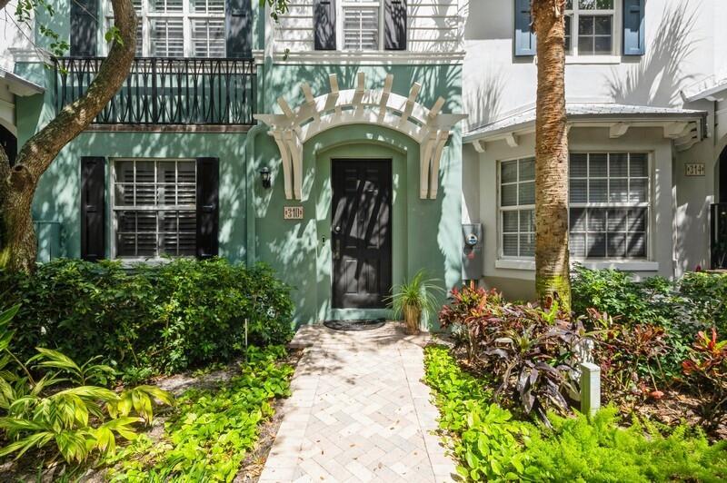 MALLORY SQUARE - Residential