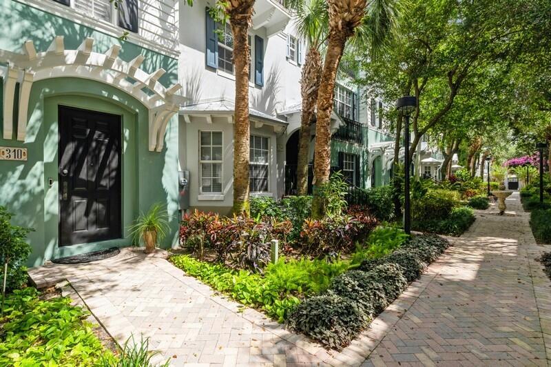 MALLORY SQUARE - Residential