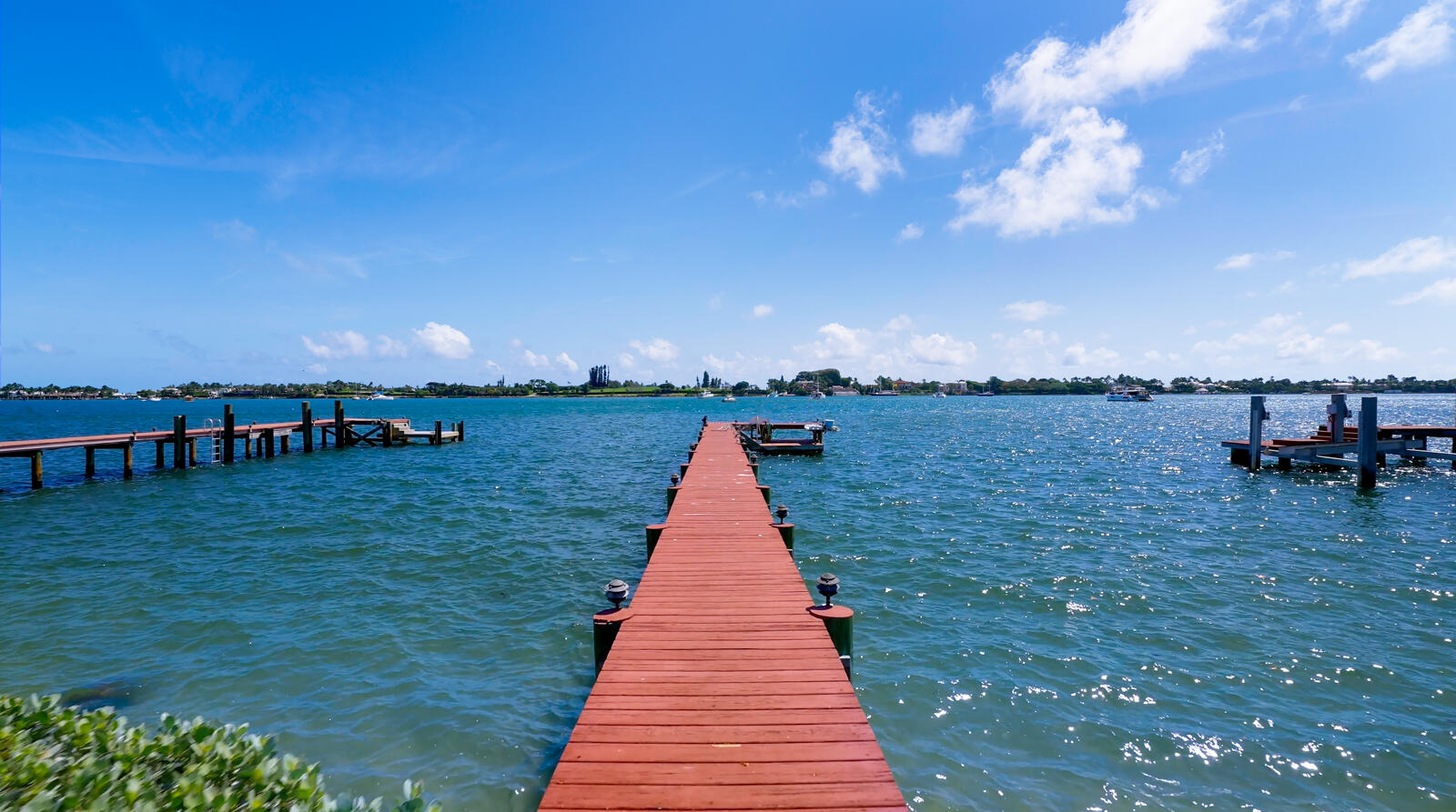 NORTH SHORE TERRACE 2 - Residential