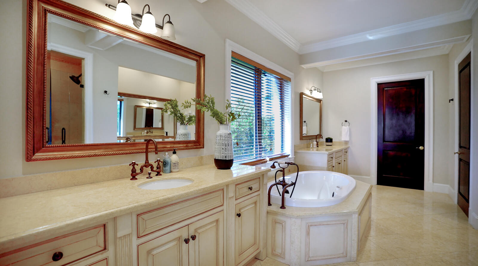 NORTH SHORE TERRACE 2 - Residential