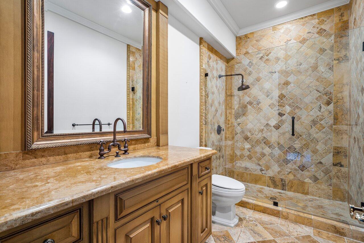 NORTH SHORE TERRACE 2 - Residential