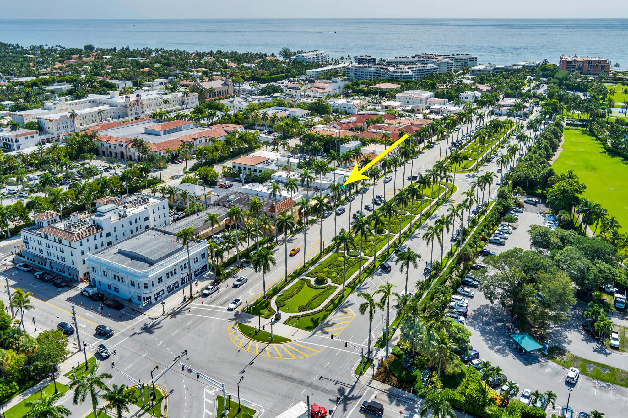 255 ROYAL POINCIANA Way 2nd floor