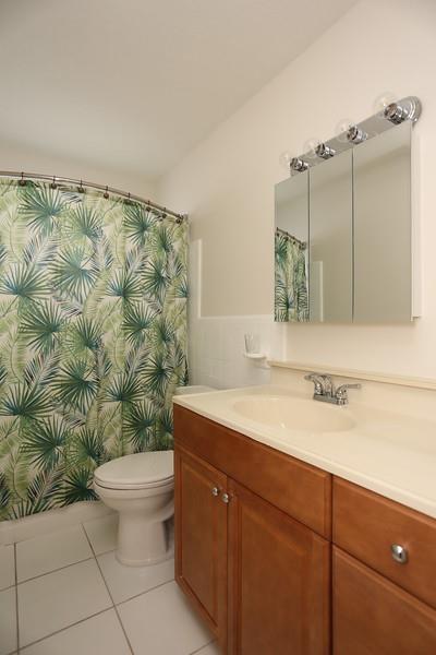 Bel-Air 32-10 B - Residential