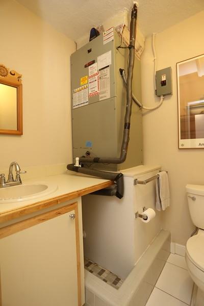 Bel-Air 32-10 B - Residential