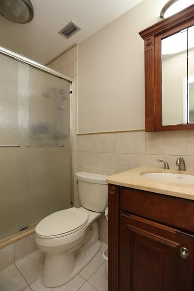 Bel-Air 32-10 B - Residential