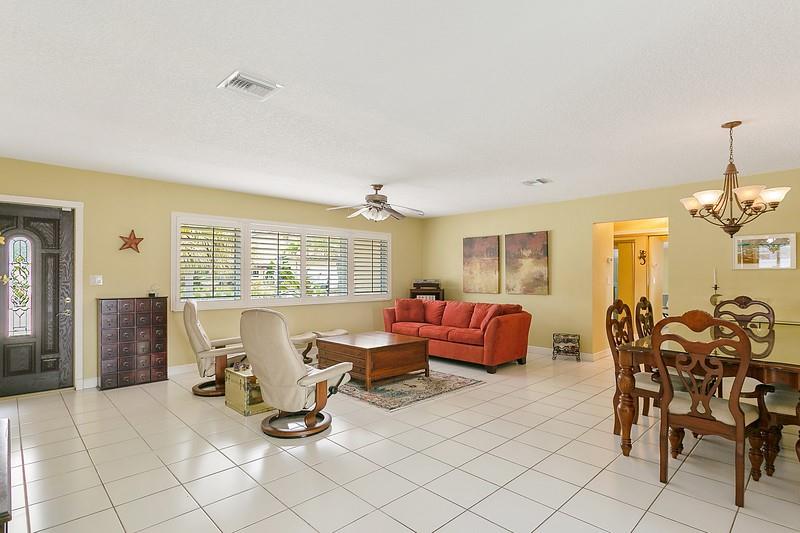 Bel-Air 32-10 B - Residential